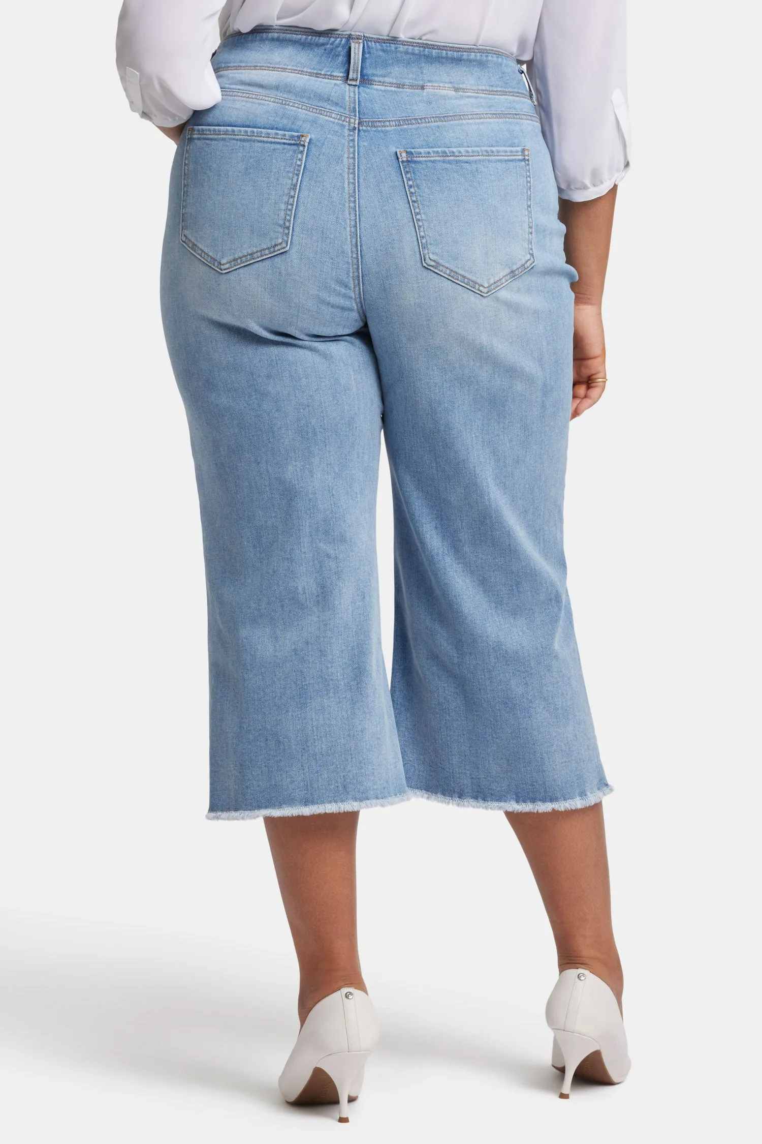 Brigitte Wide Leg Capri Jeans In Plus Size - Corfu sold by NYDJ product image thumbnail 2