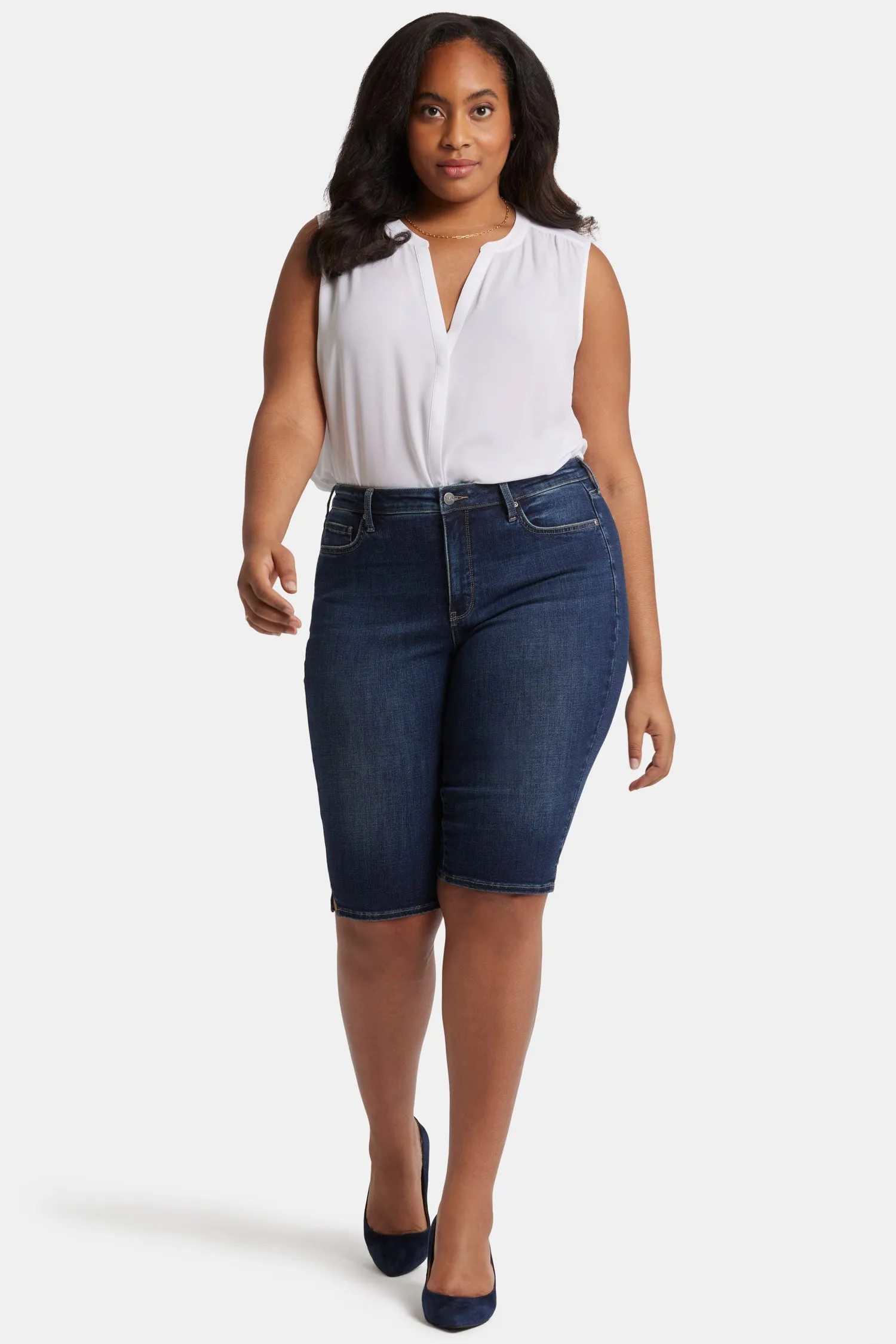 Sophie Bike Capri Jeans In Plus Size - Lotus Gardens sold by NYDJ product image thumbnail 4