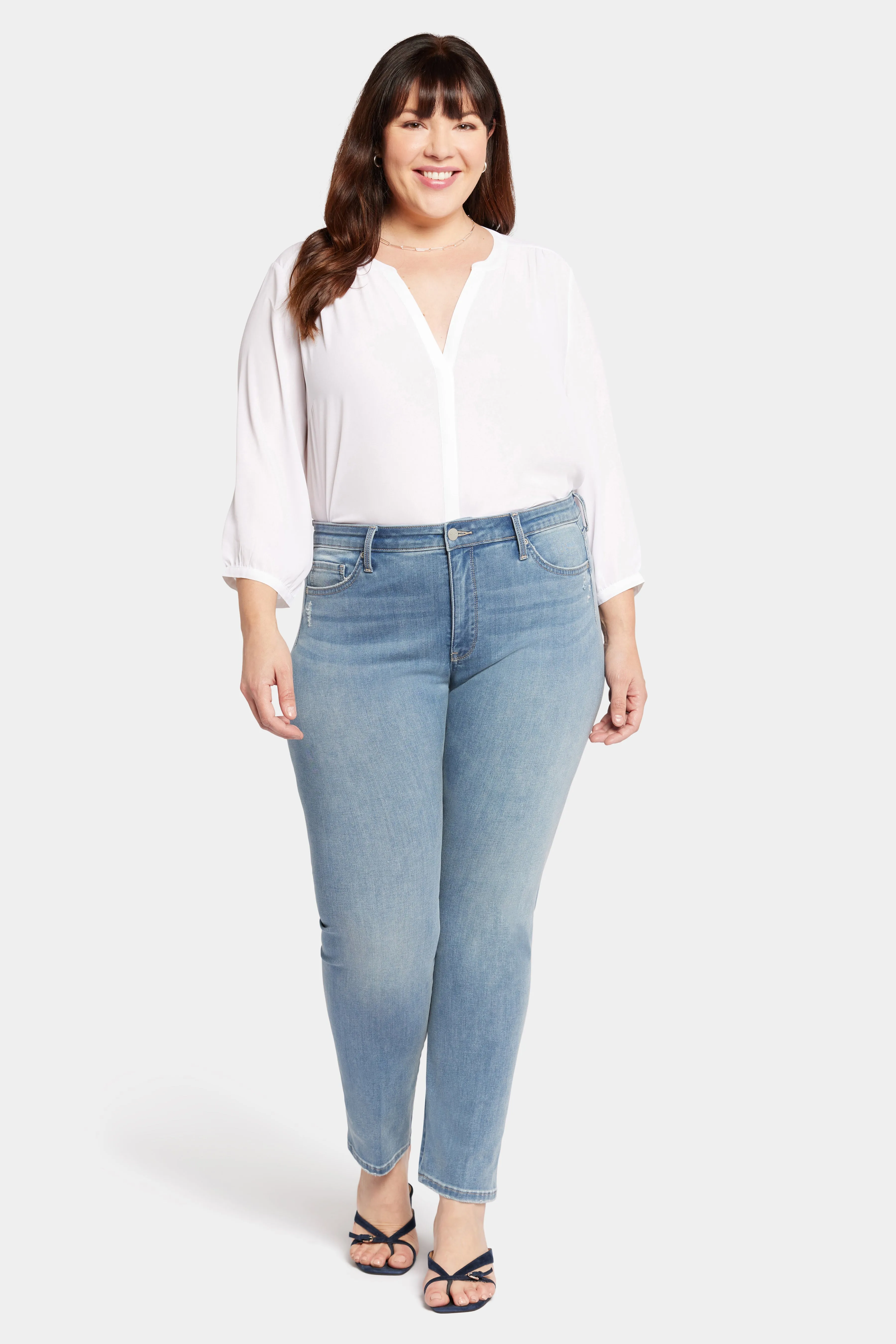 Le Silhouette Sheri Slim Jeans In Plus Size - Angel sold by NYDJ