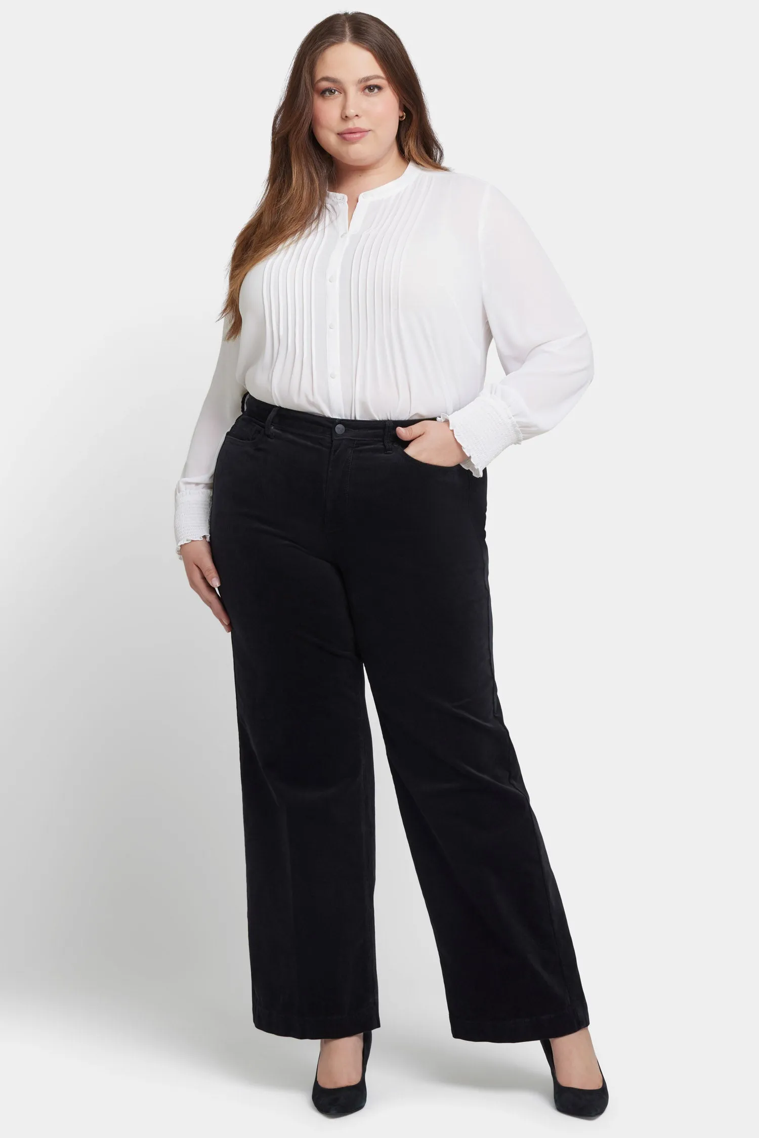 Teresa Wide Leg Pants In Plus Size - Black sold by NYDJ