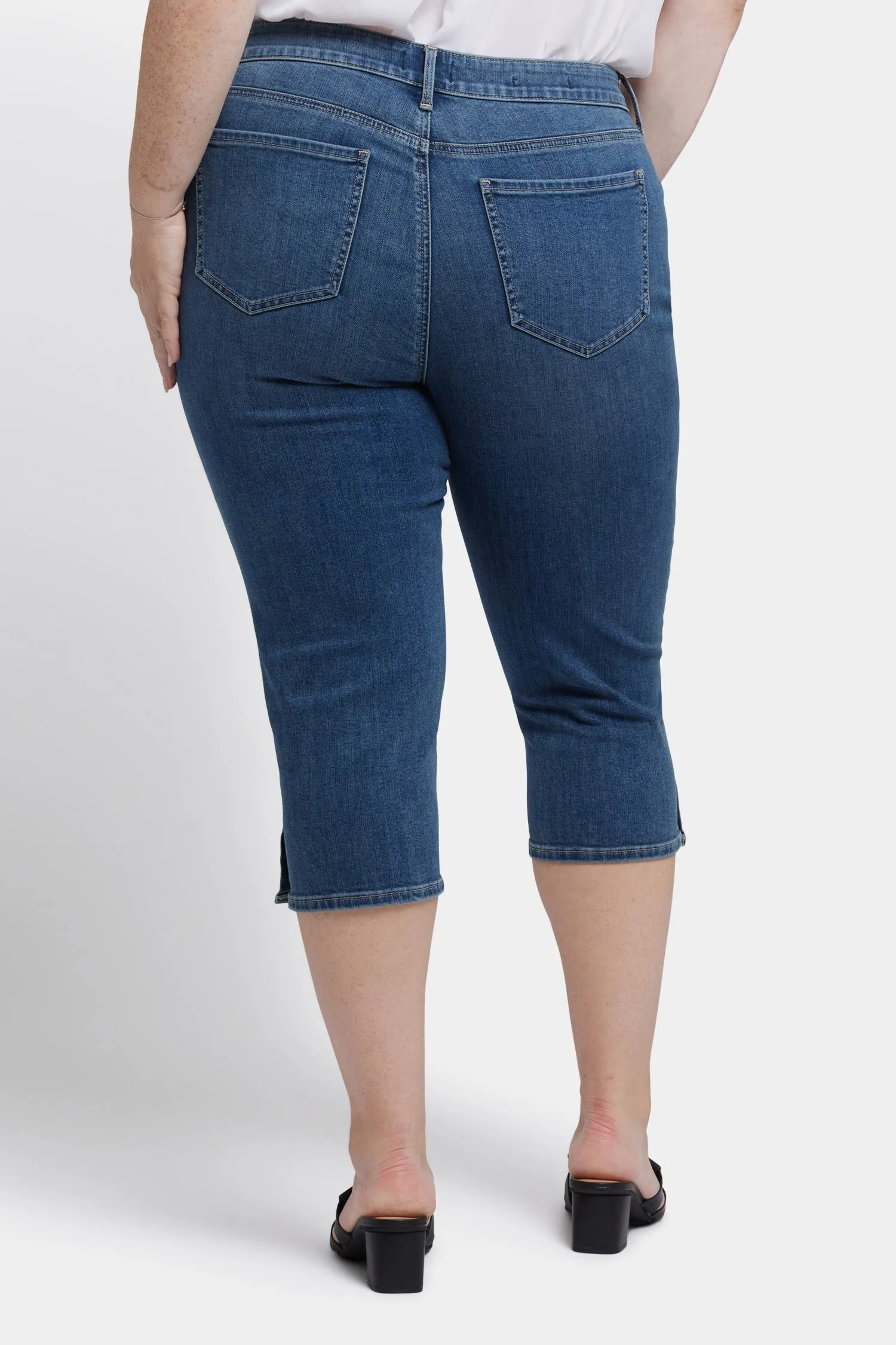 Marilyn Straight Crop Jeans In Plus Size - Valencia Surf sold by NYDJ product image thumbnail 2