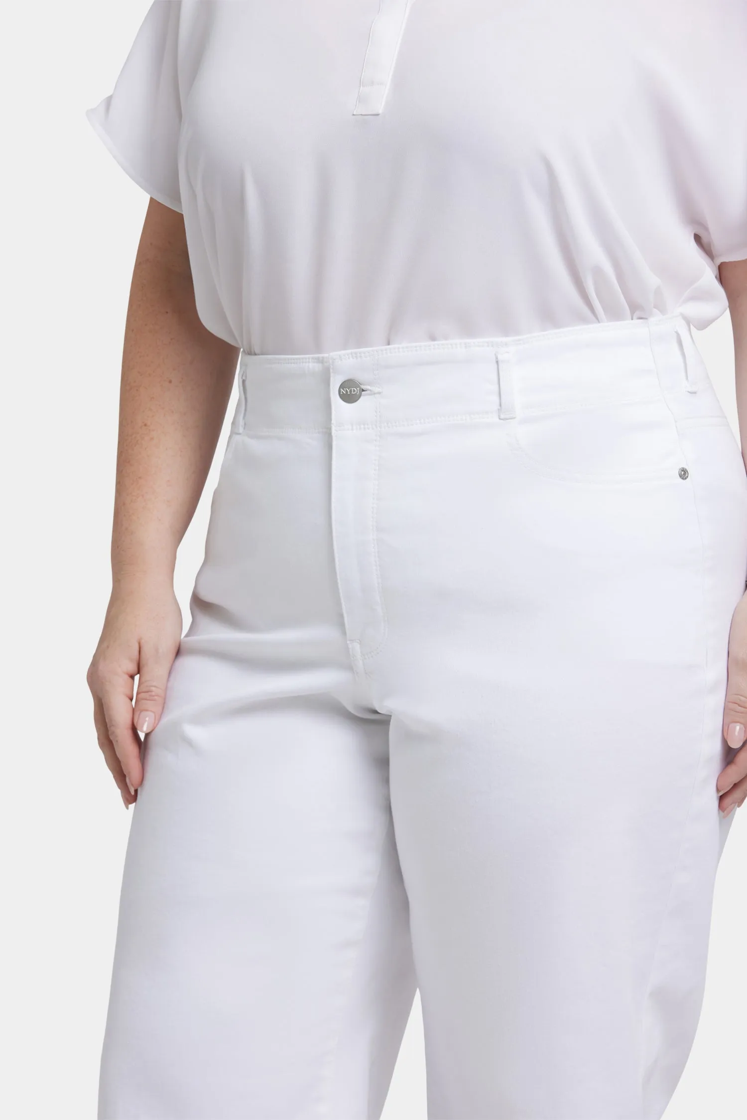 Brigitte Wide Leg Capri Jeans In Plus Size - Optic White sold by NYDJ product image thumbnail 5