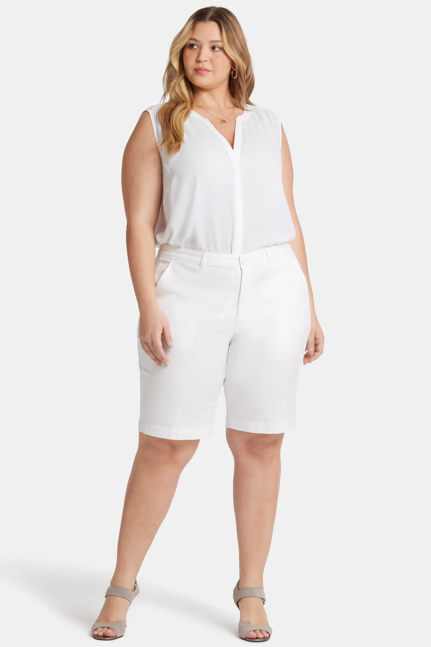Bermuda Shorts In Plus Size - Optic White sold by NYDJ