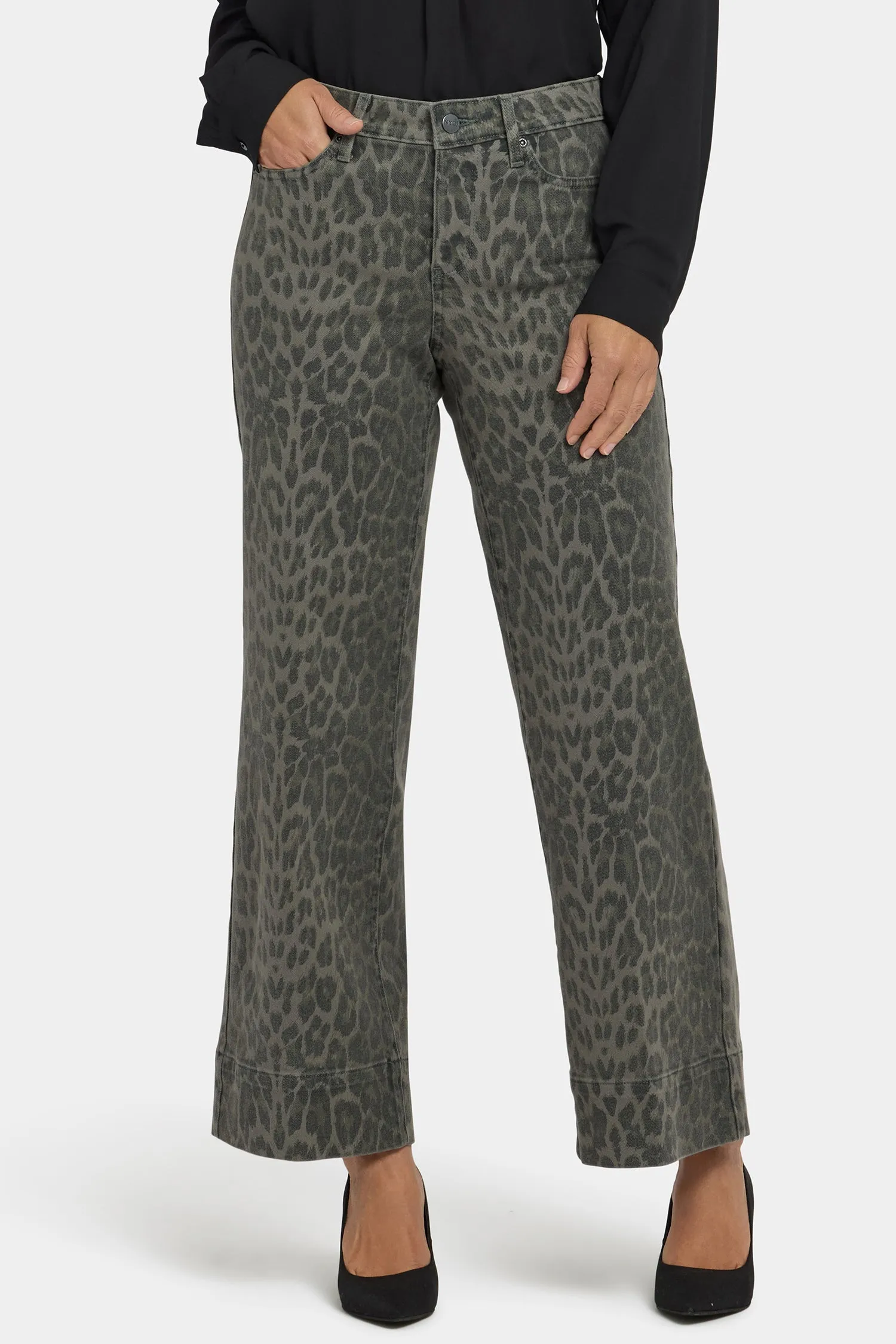 Teresa Wide Leg Ankle Jeans - Vine Leaf Leopard sold by NYDJ product image thumbnail 4