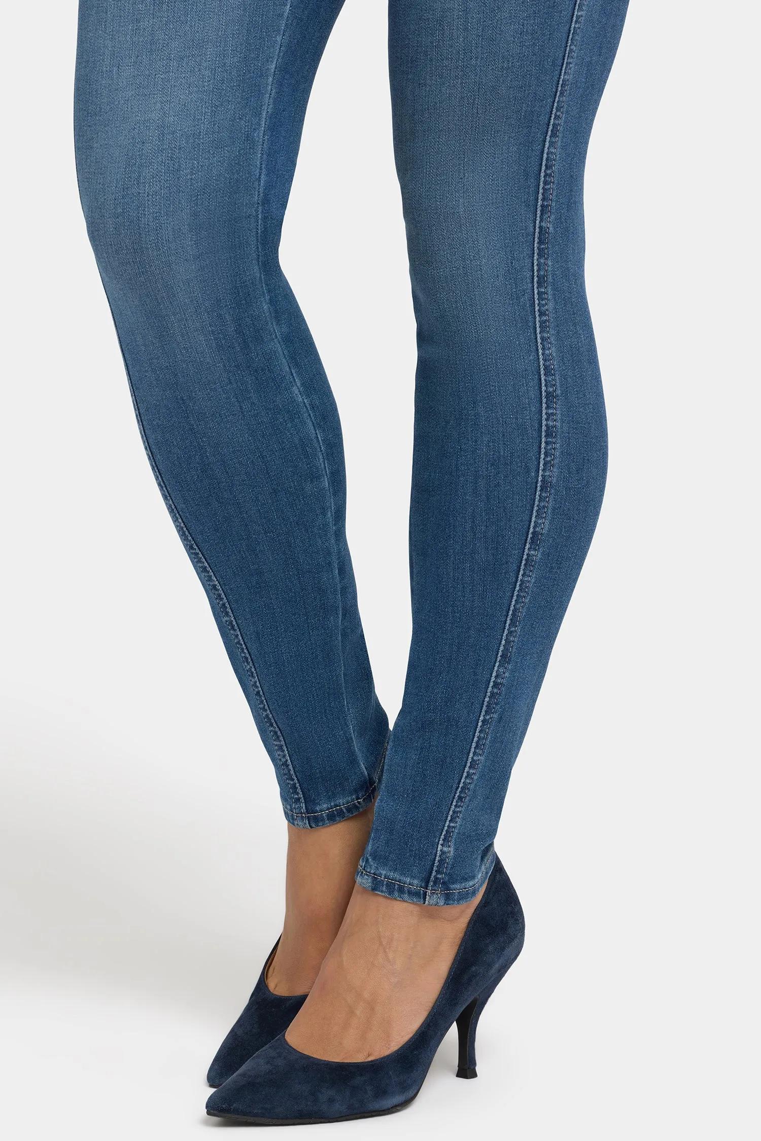Ami Skinny Jeans - Lake Notre-Dame sold by NYDJ product image thumbnail 5