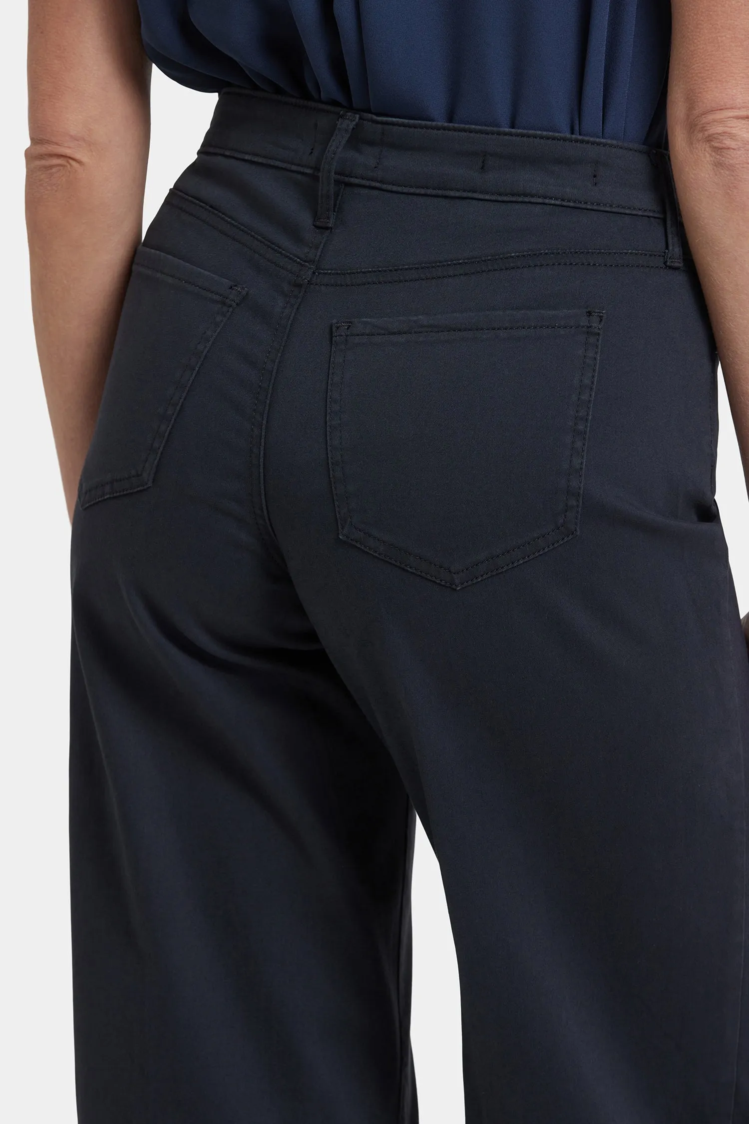 Teresa Wide Leg Jeans - Washed Black sold by NYDJ product image thumbnail 5