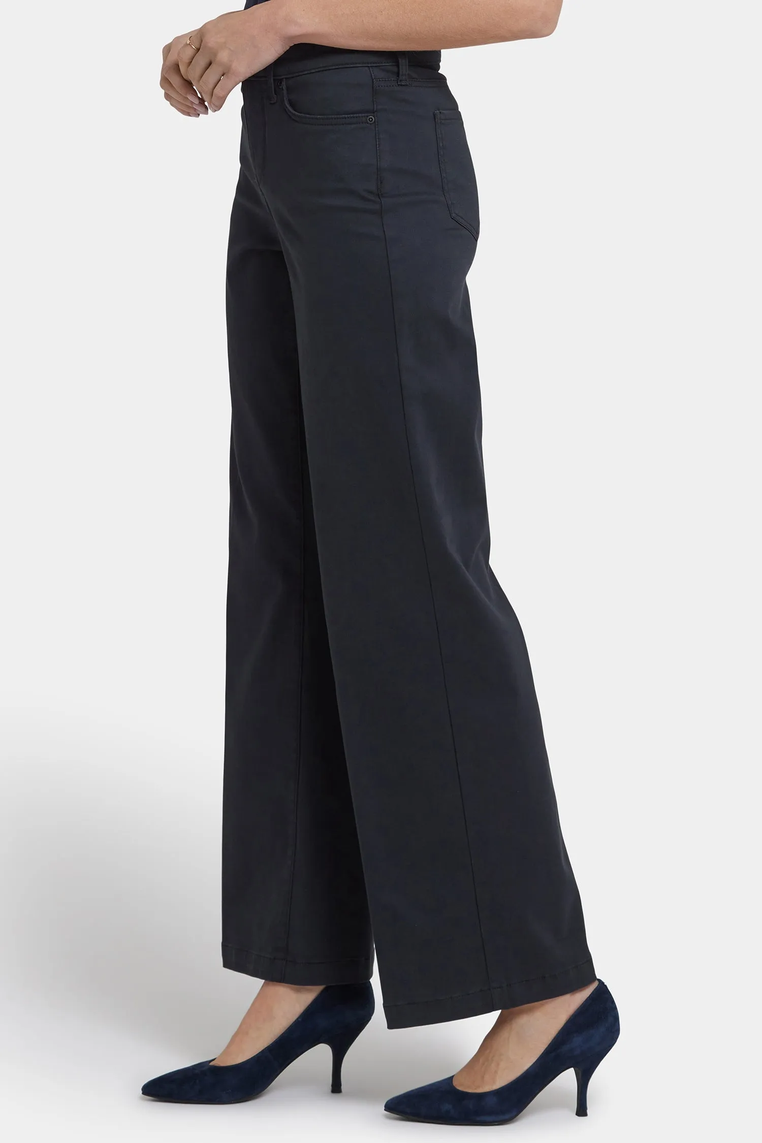 Teresa Wide Leg Jeans - Washed Black sold by NYDJ product image thumbnail 3