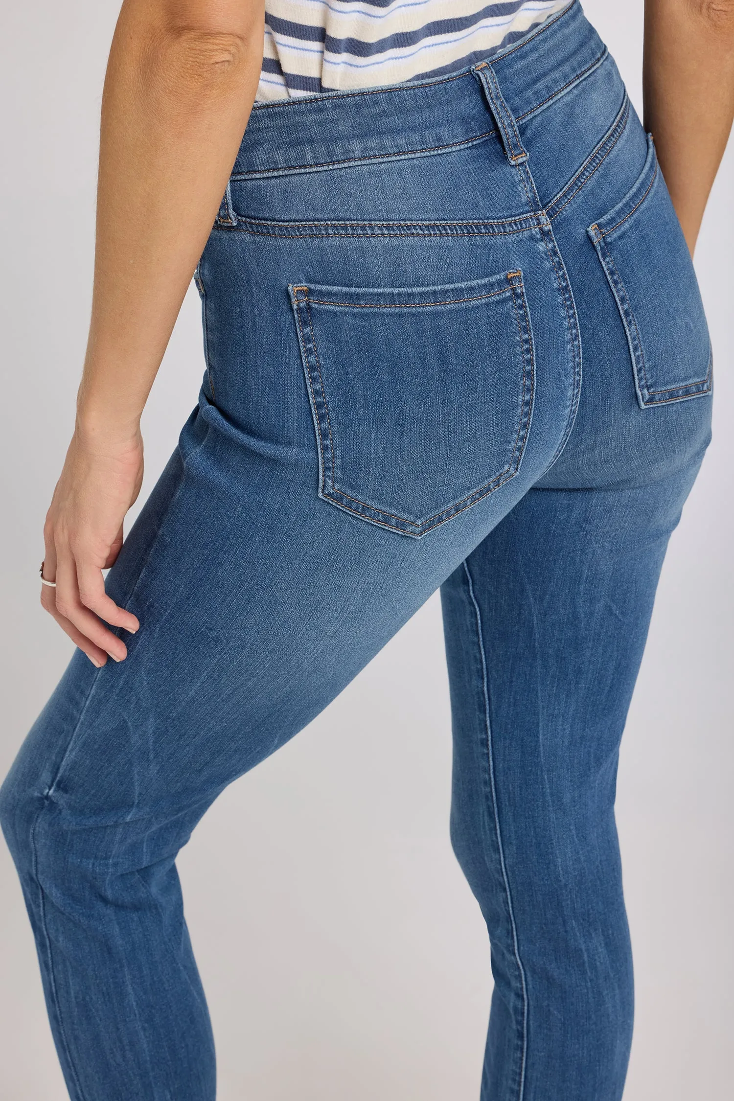 Ami Skinny Jeans - Wild River sold by NYDJ product image thumbnail 2