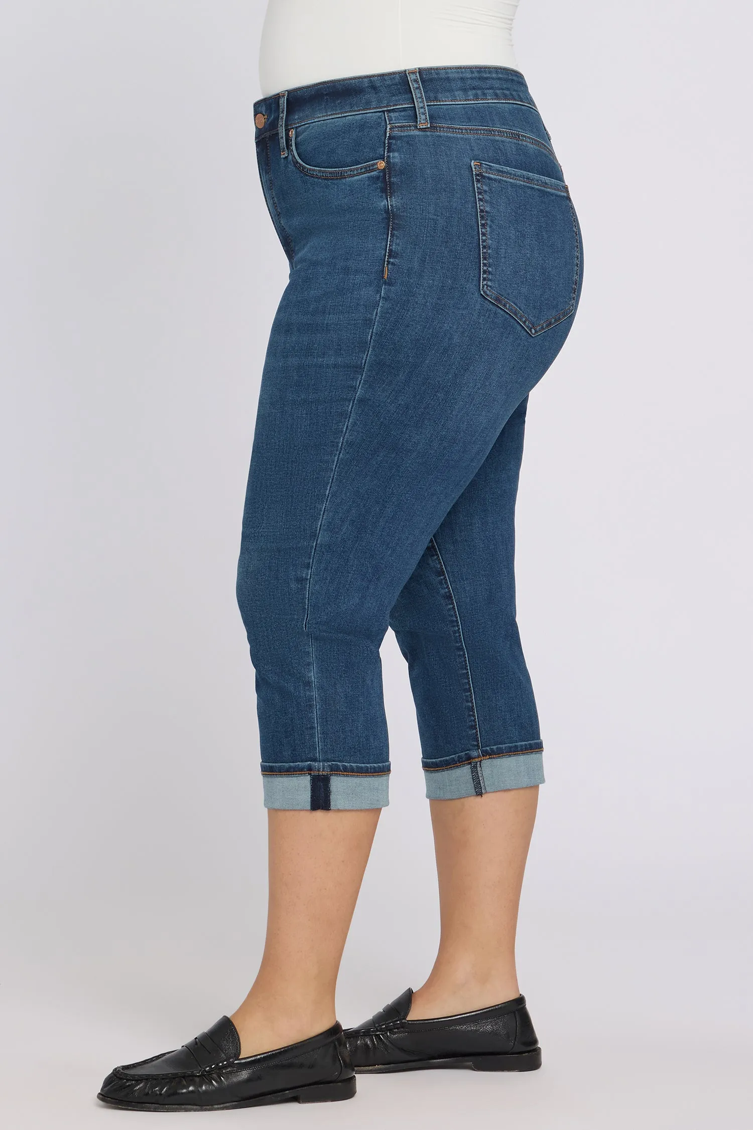Marilyn Straight Crop Jeans In Plus Size - Sunset Villa sold by NYDJ product image thumbnail 3
