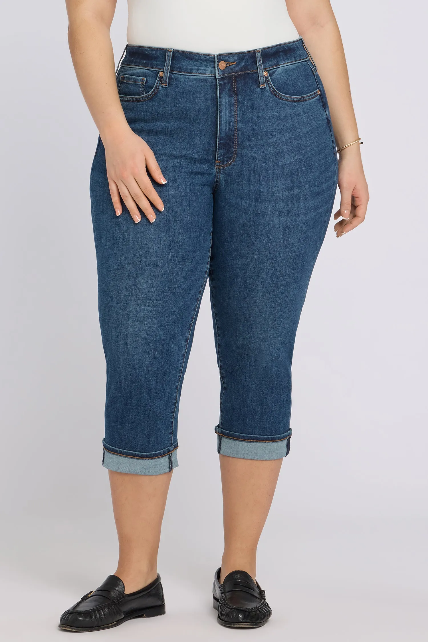 Marilyn Straight Crop Jeans In Plus Size - Sunset Villa sold by NYDJ product image thumbnail 4