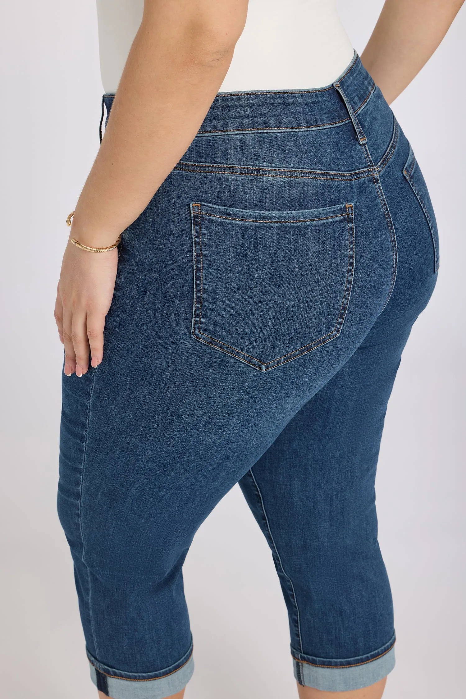 Marilyn Straight Crop Jeans In Plus Size - Sunset Villa sold by NYDJ product image thumbnail 5
