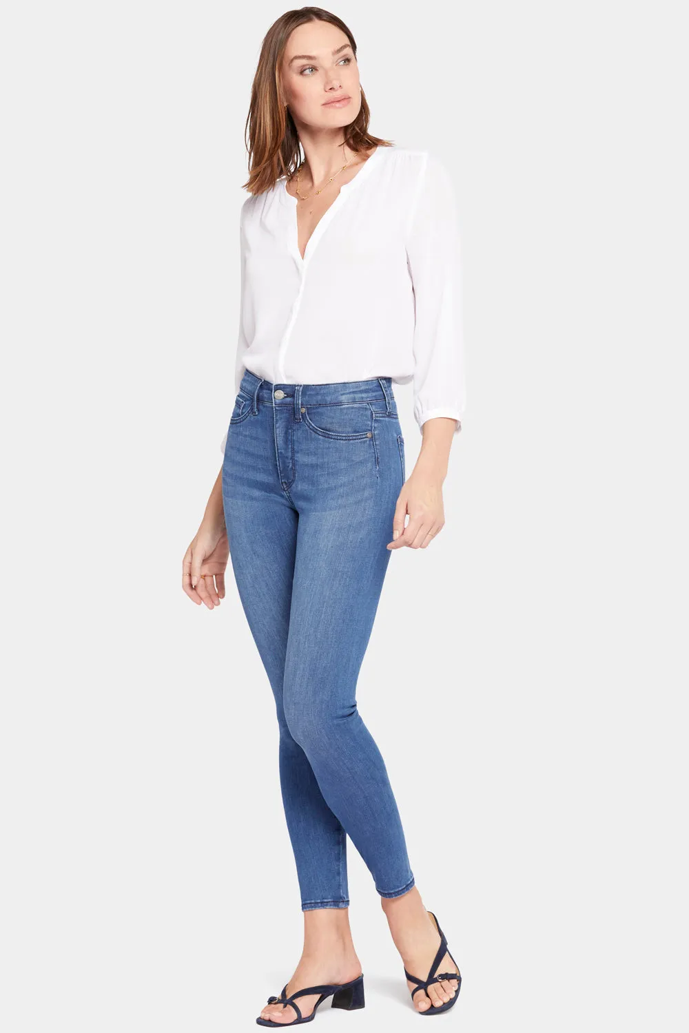 Le Silhouette Ami Skinny Jeans - Amour sold by NYDJ