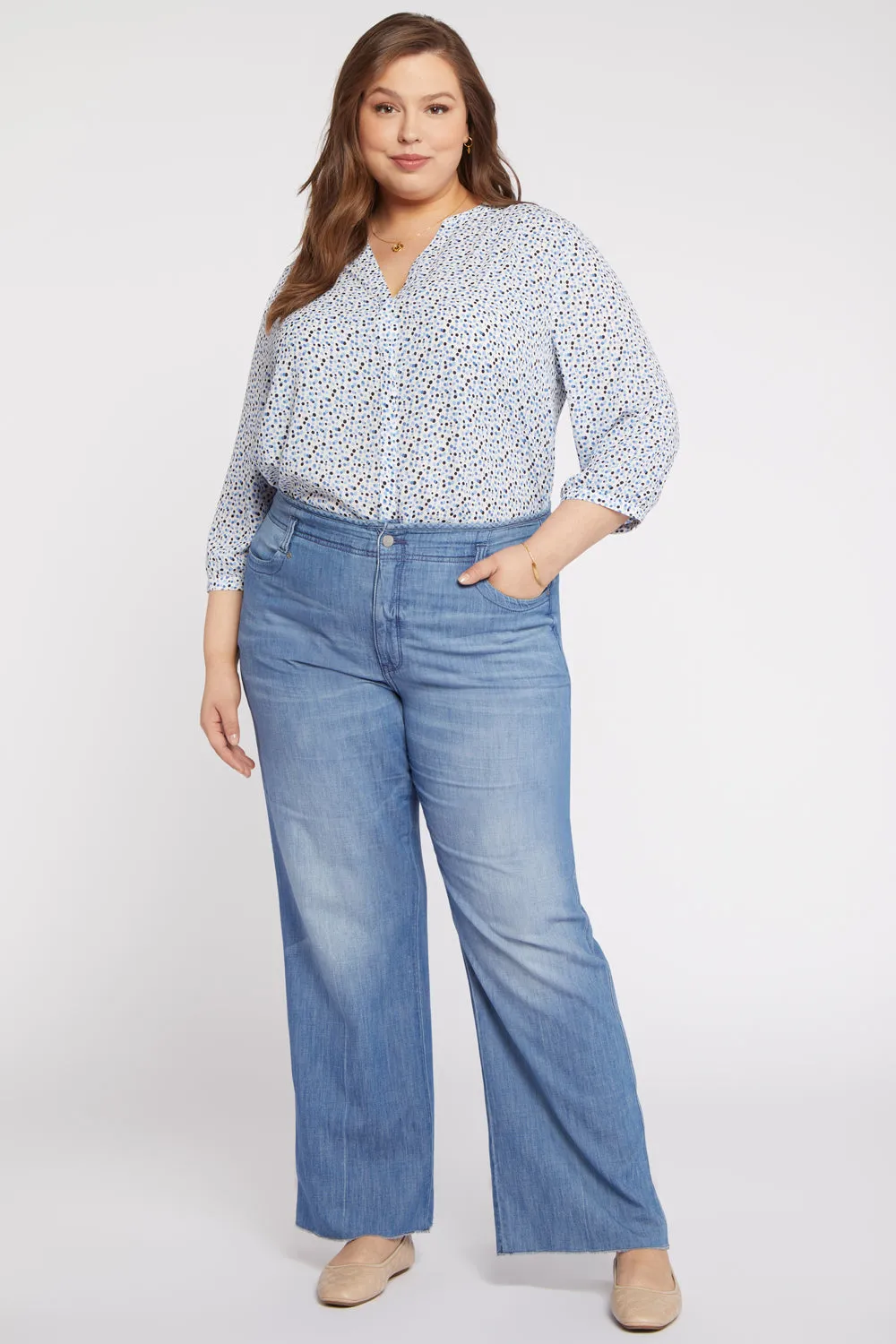 Teresa Wide Leg Jeans In Plus Size - Everly sold by NYDJ