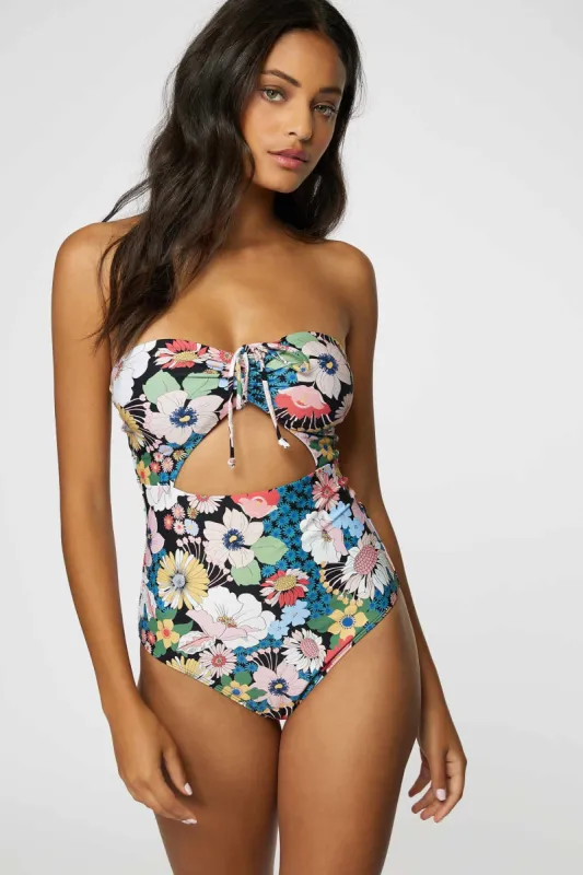 TWIGGY SAYULITA ONE PIECE sold by O'Neill