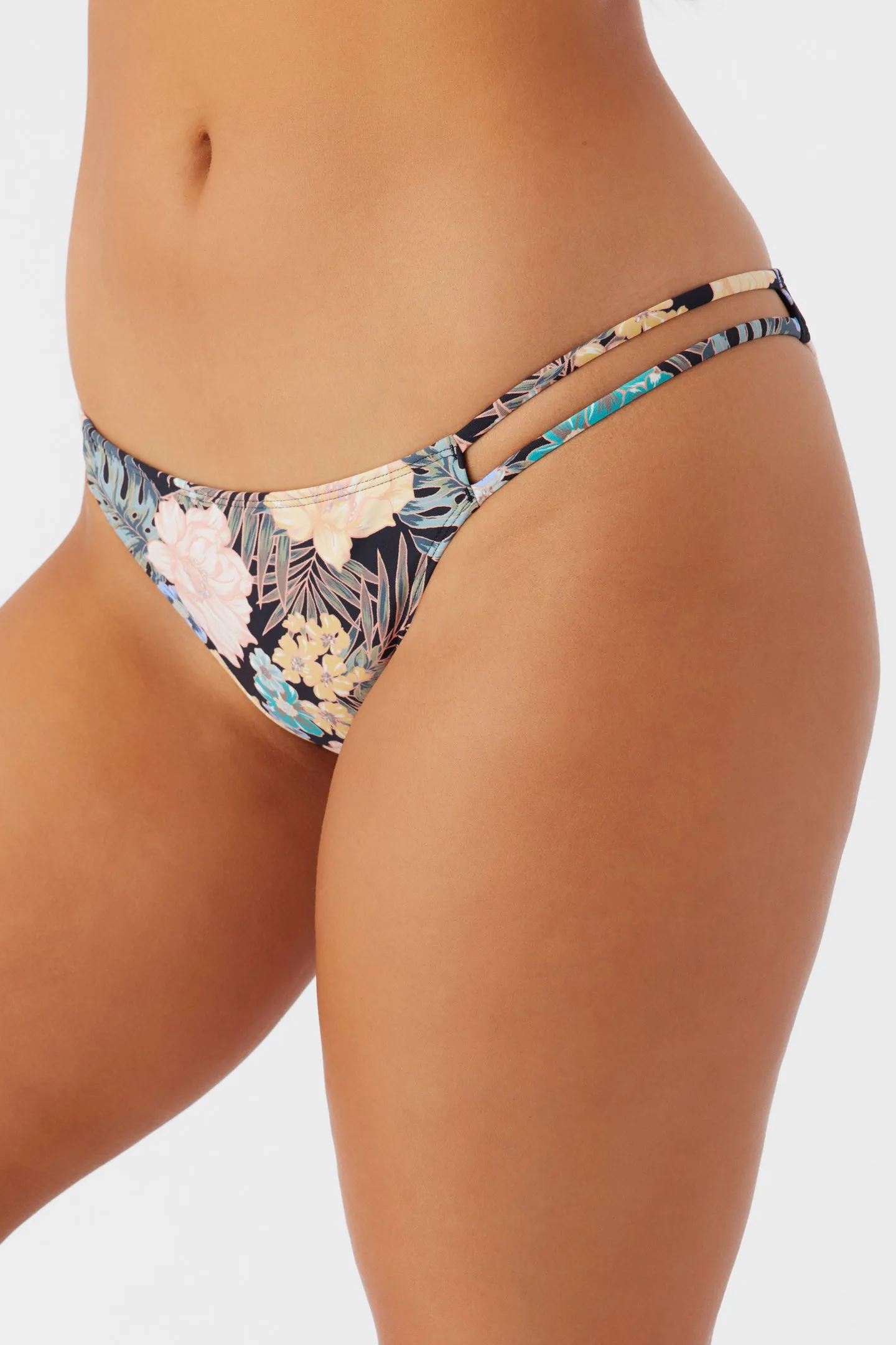 MACAW TROPICAL CARDIFF CHEEKY BOTTOMS sold by O'Neill product image thumbnail 5