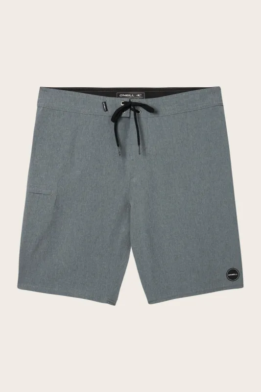 HYPERFREAK SOLID 19" BOARDSHORTS sold by O'Neill