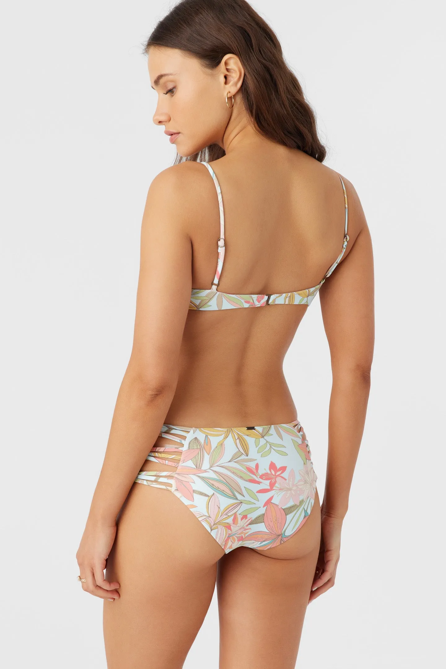 DALIA FLORAL BOULDERS MID-RISE FULL BOTTOMS sold by O'Neill