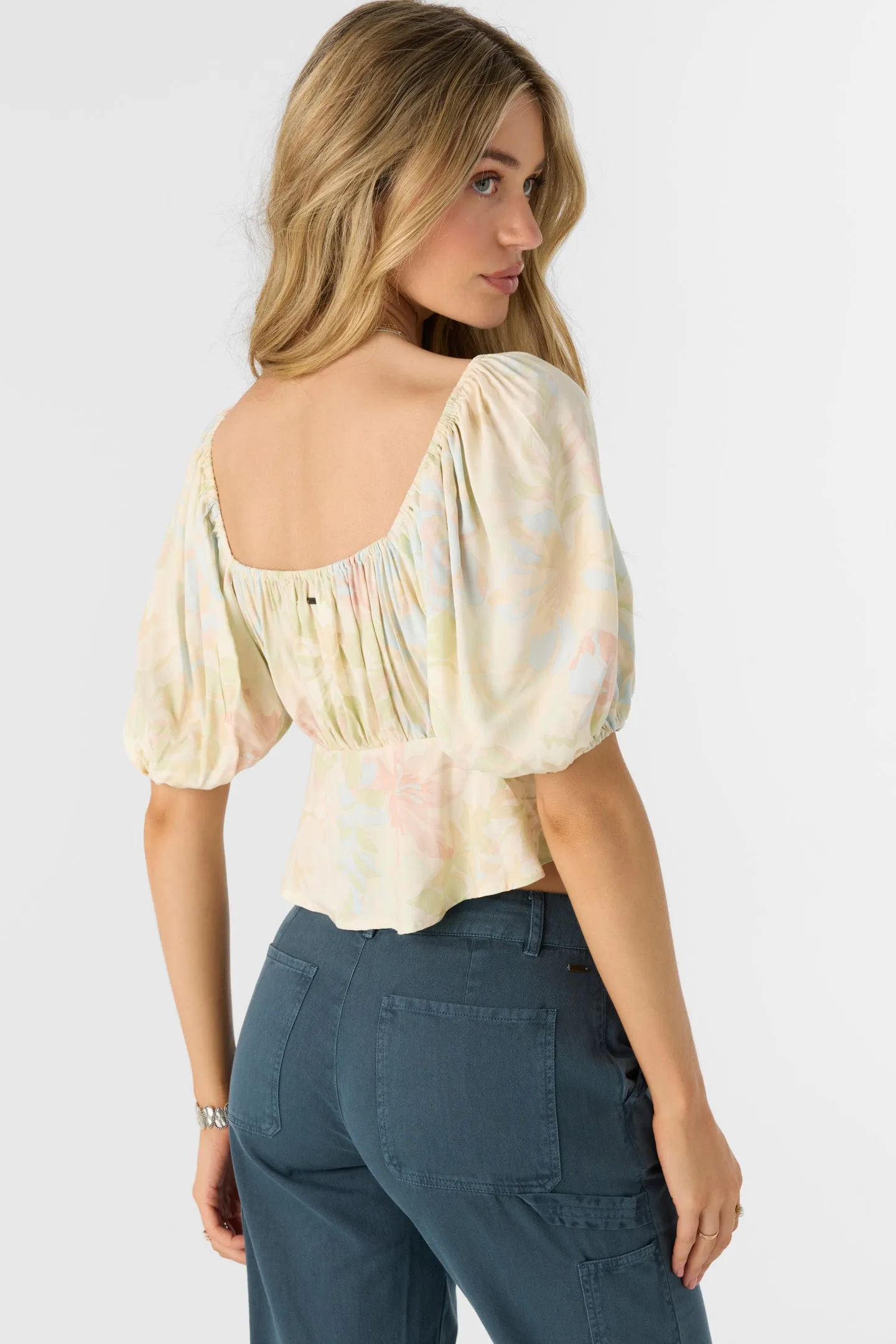 NOA VEDA TROPICAL TOP sold by O'Neill product image thumbnail 2