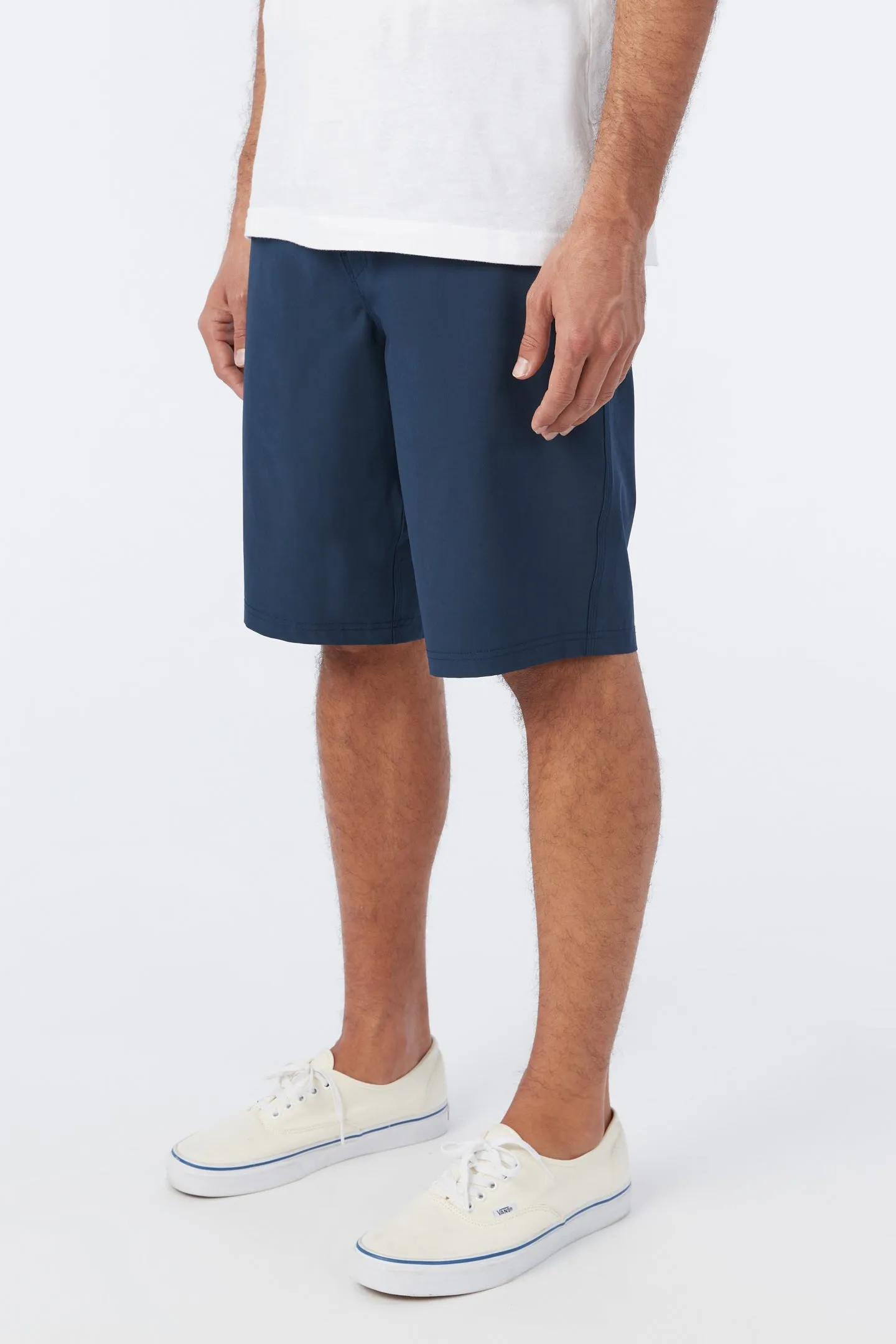 RESERVE SOLID 21" HYBRID SHORTS sold by O'Neill product image thumbnail 3