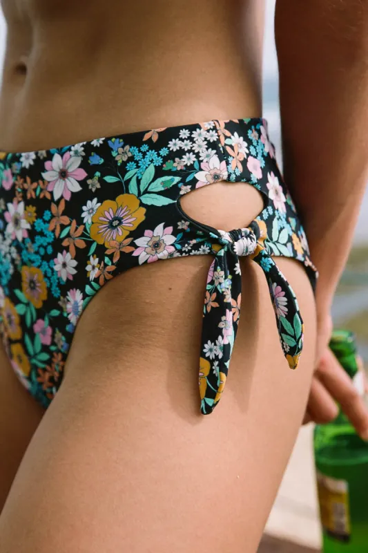 TATUM ENCINITAS HIGH RISE BOTTOMS sold by O'Neill