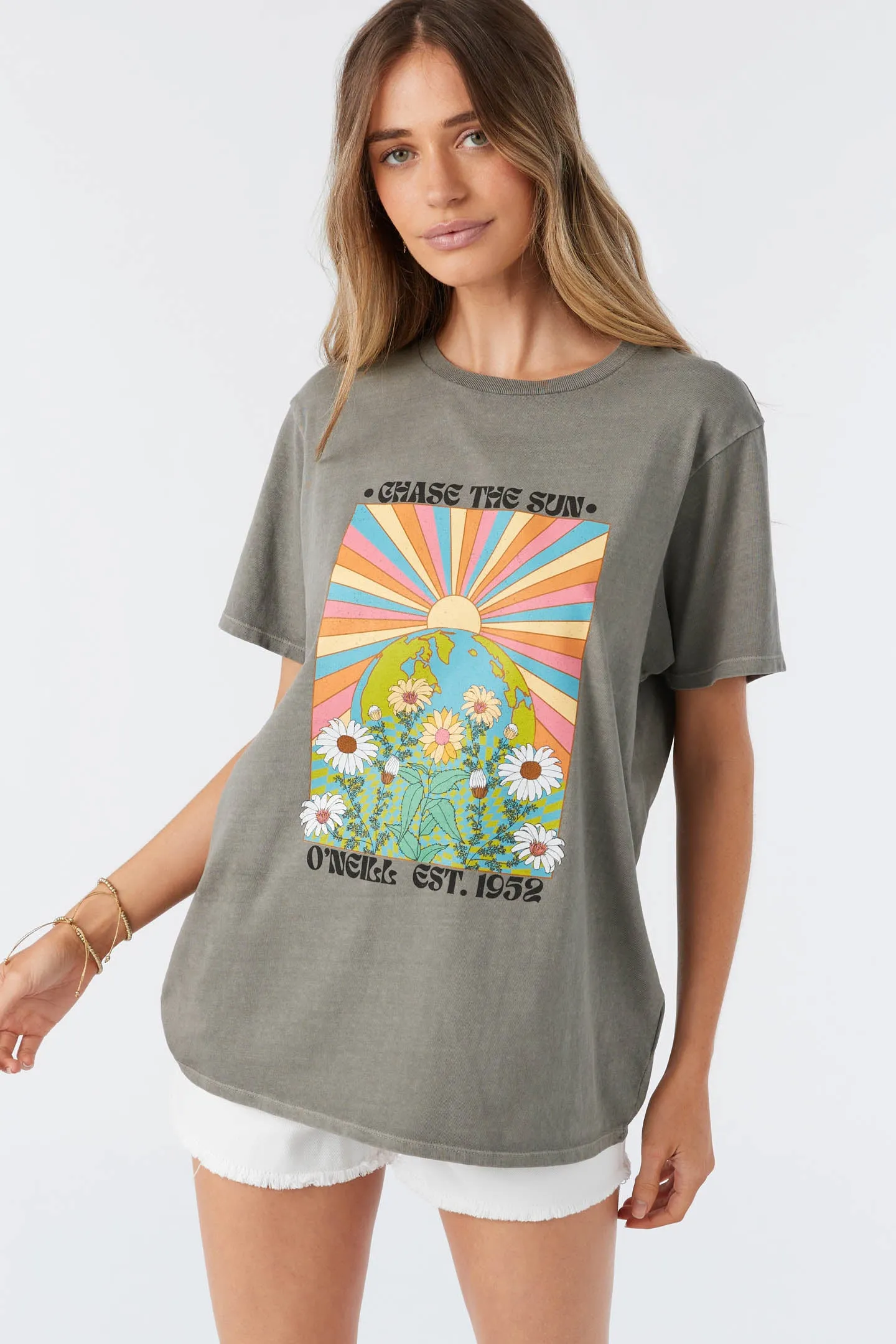 CHASE THE SUN TEE sold by O'Neill product image thumbnail 2