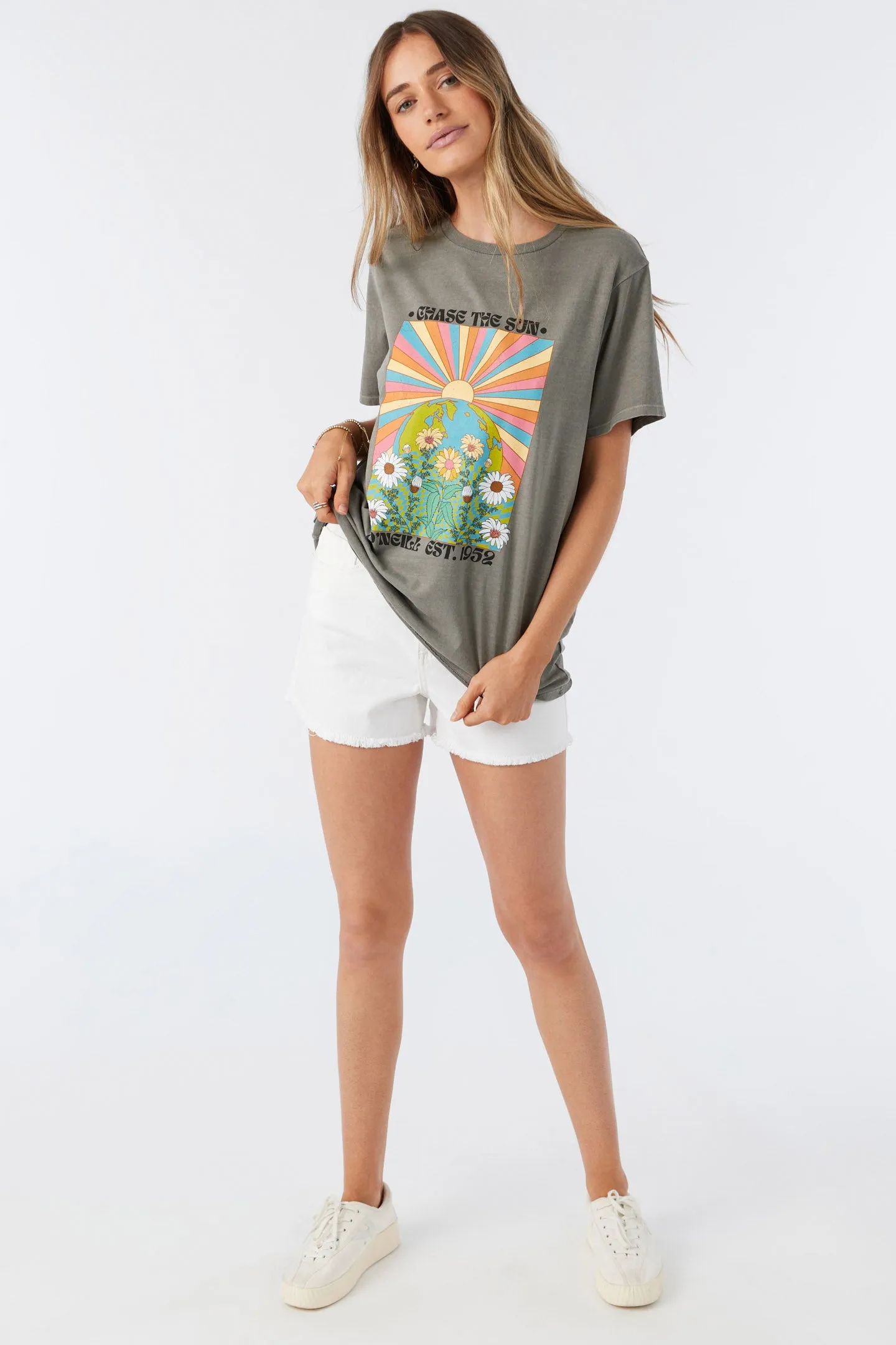 CHASE THE SUN TEE sold by O'Neill product image thumbnail 3
