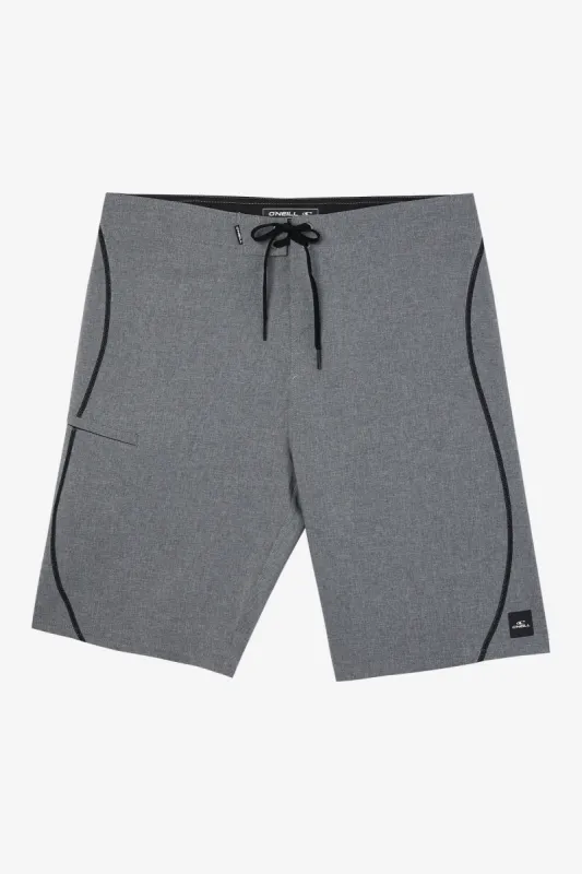 HYPERFREAK HEAT S-SEAM SOLID 21" BOARDSHORTS sold by O'Neill