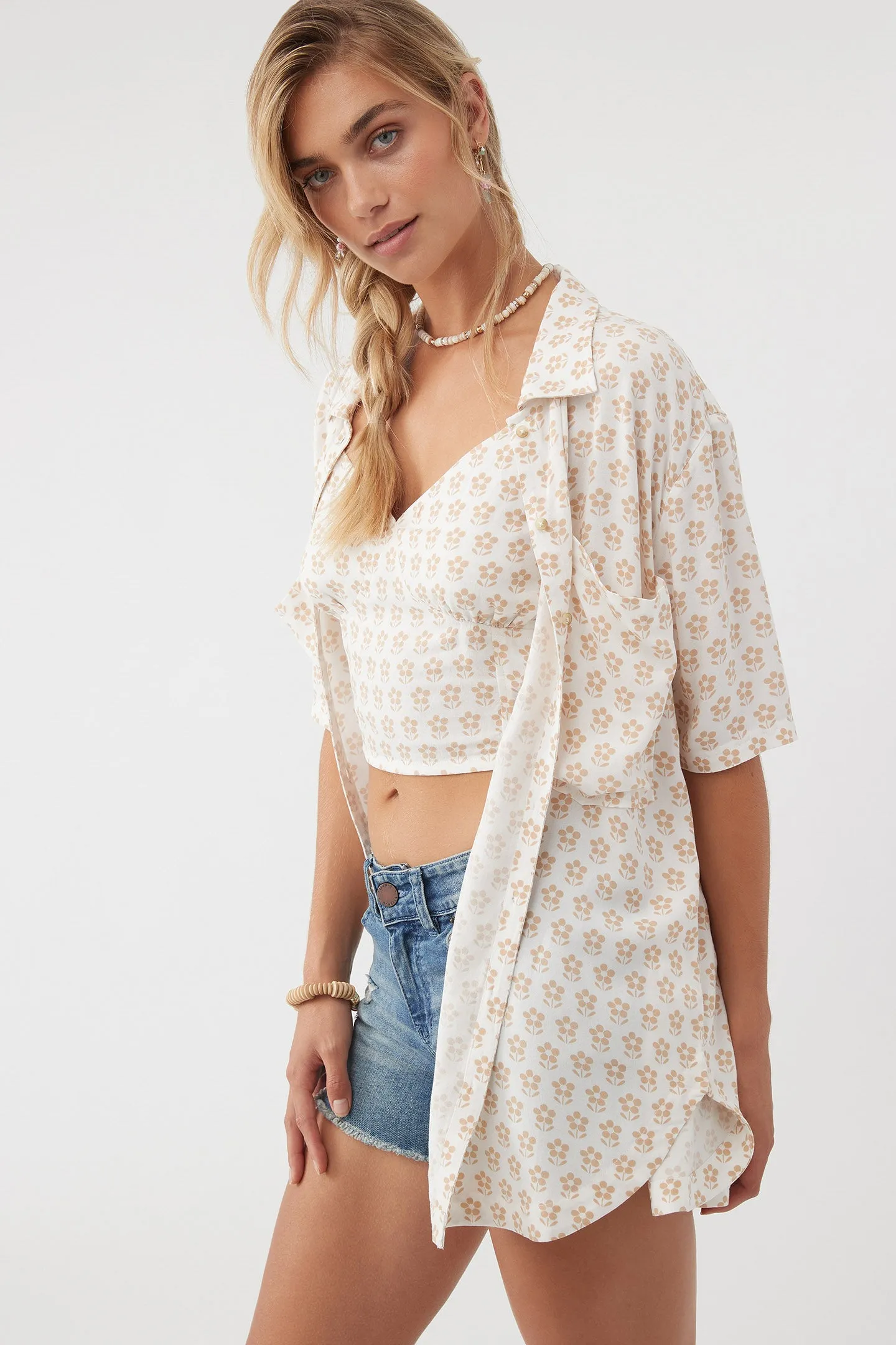 TRICIA DAISY BUTTON-UP TOP sold by O'Neill product image thumbnail 4