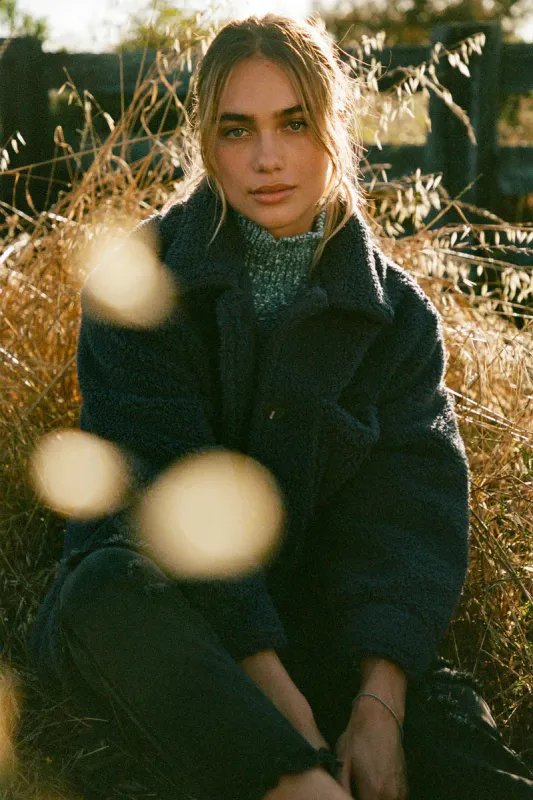 HEATH HIGH PILE OVERSIZED FLEECE JACKET made by O'Neill