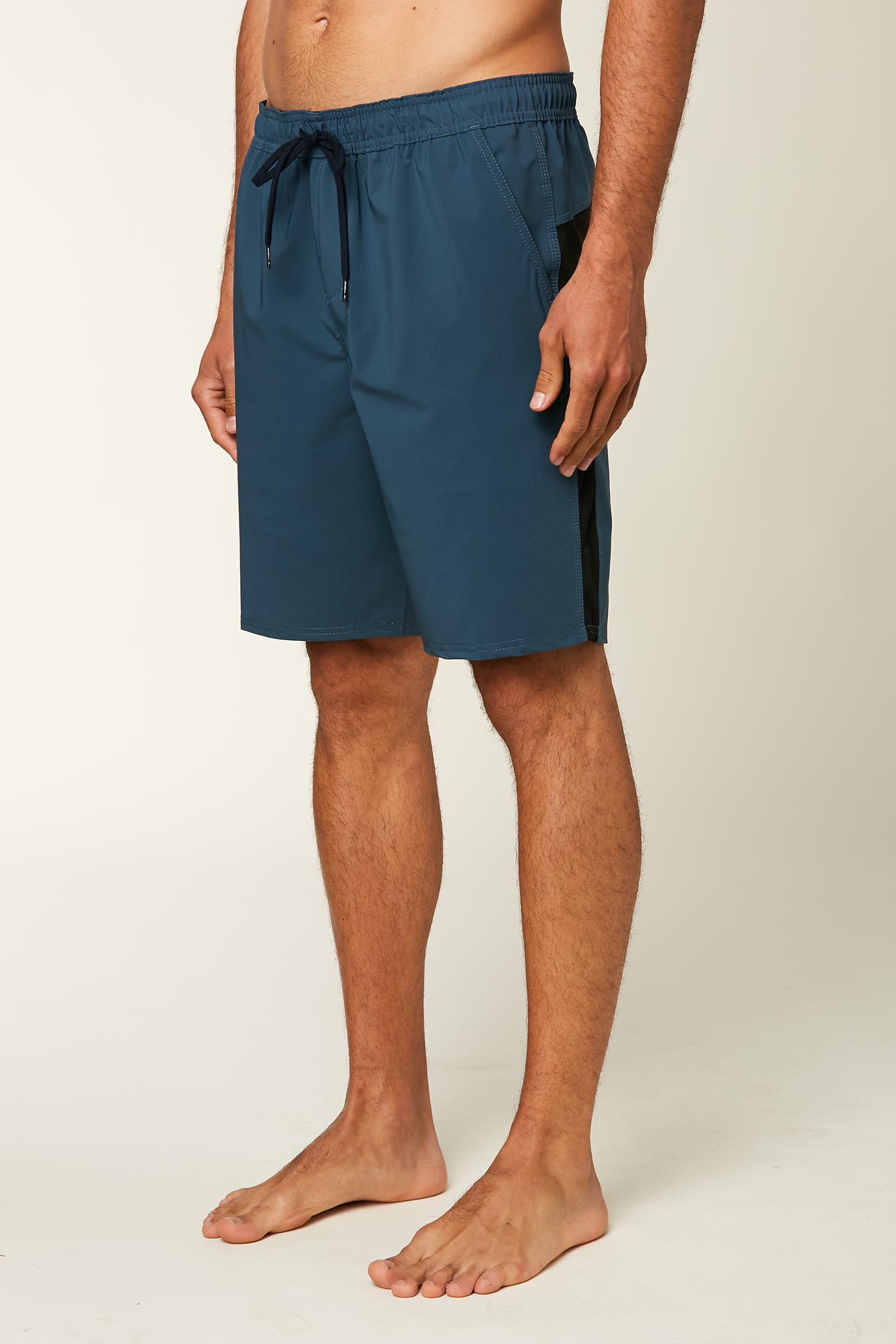 INTERVAL 19" HYBRID SHORTS sold by O'Neill product image thumbnail 2