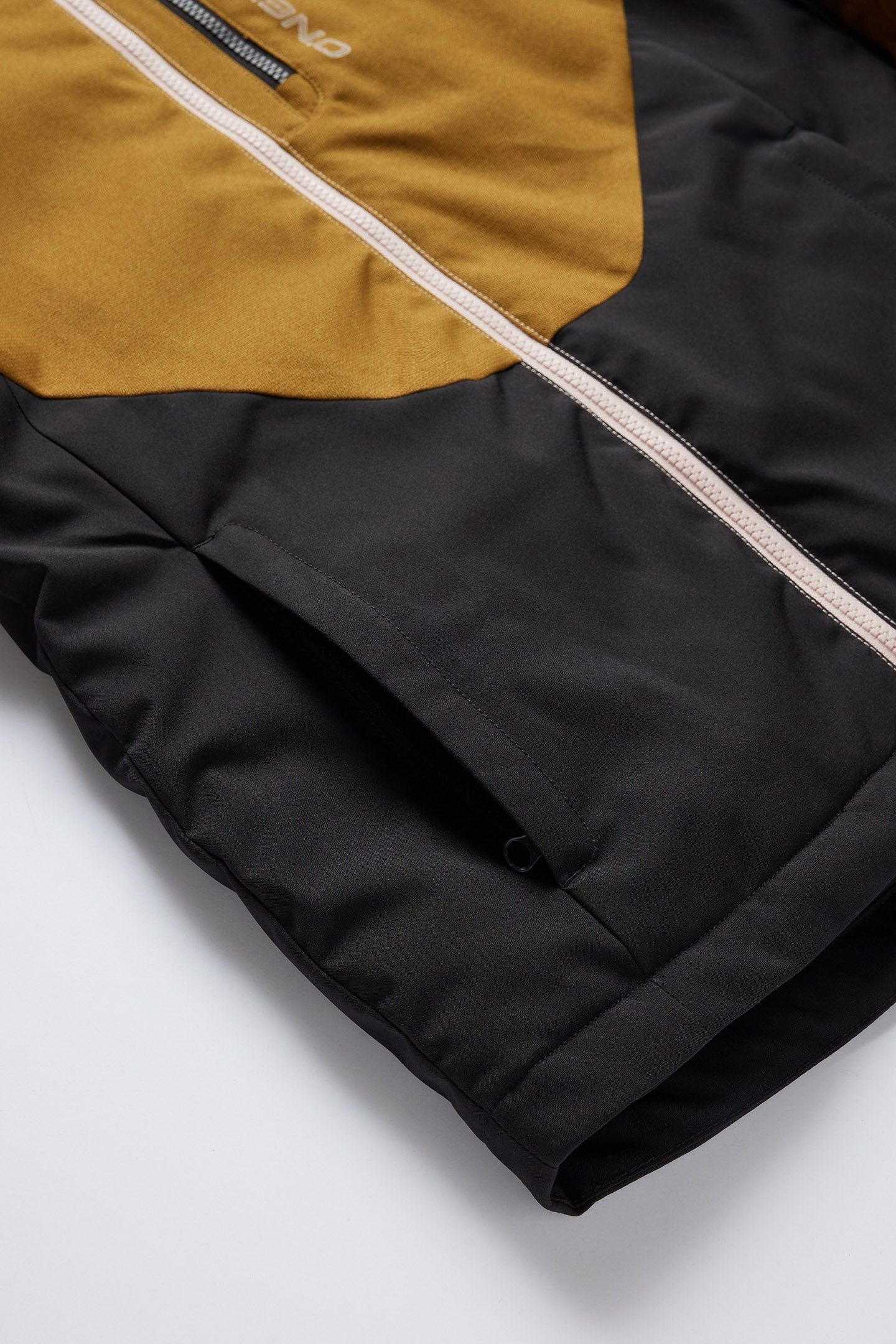 DIAMOND JACKET sold by O'Neill product image thumbnail 10