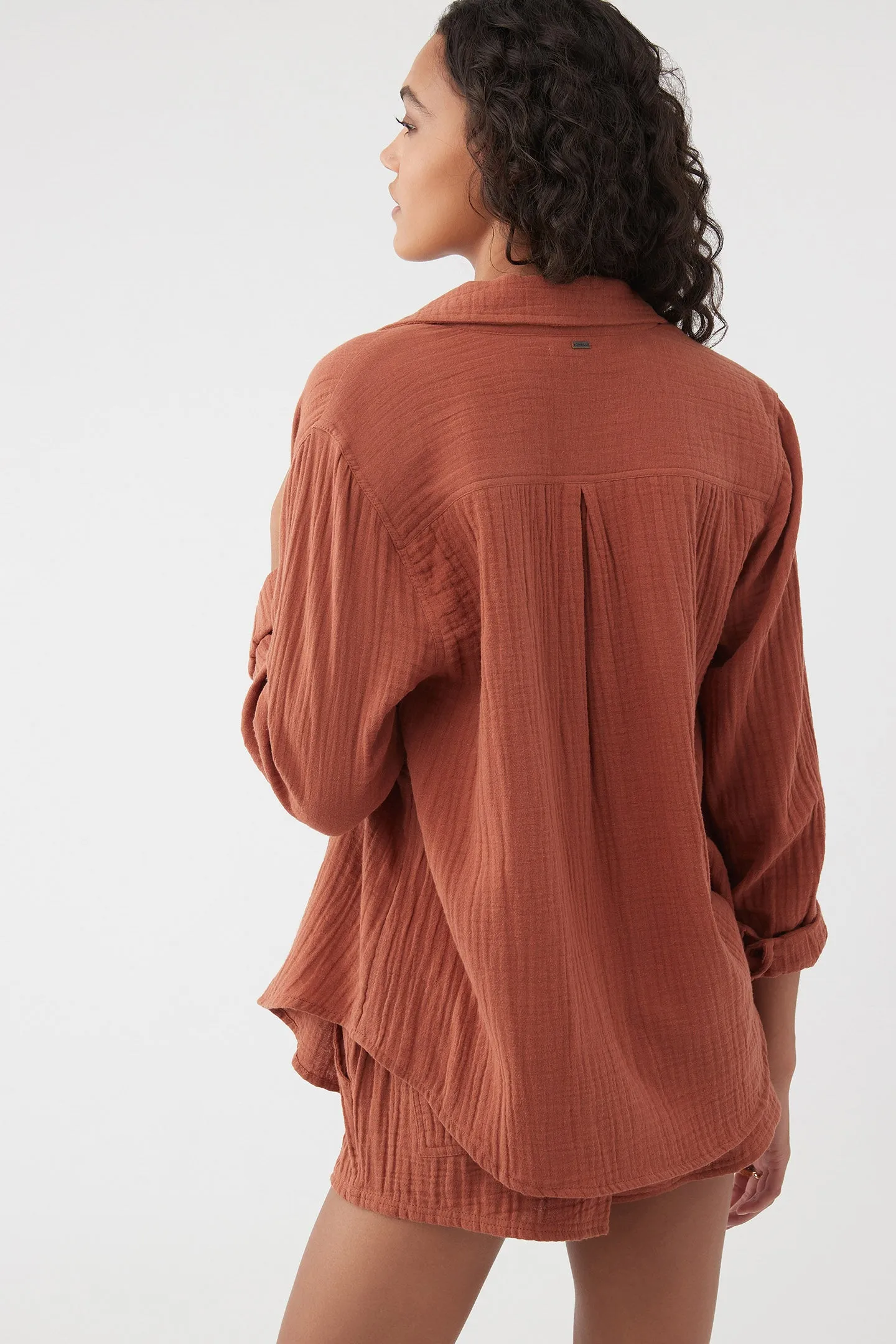 LENI CRINKLE DOUBLE GAUZE BUTTON DOWN SHIRT sold by O'Neill product image thumbnail 2