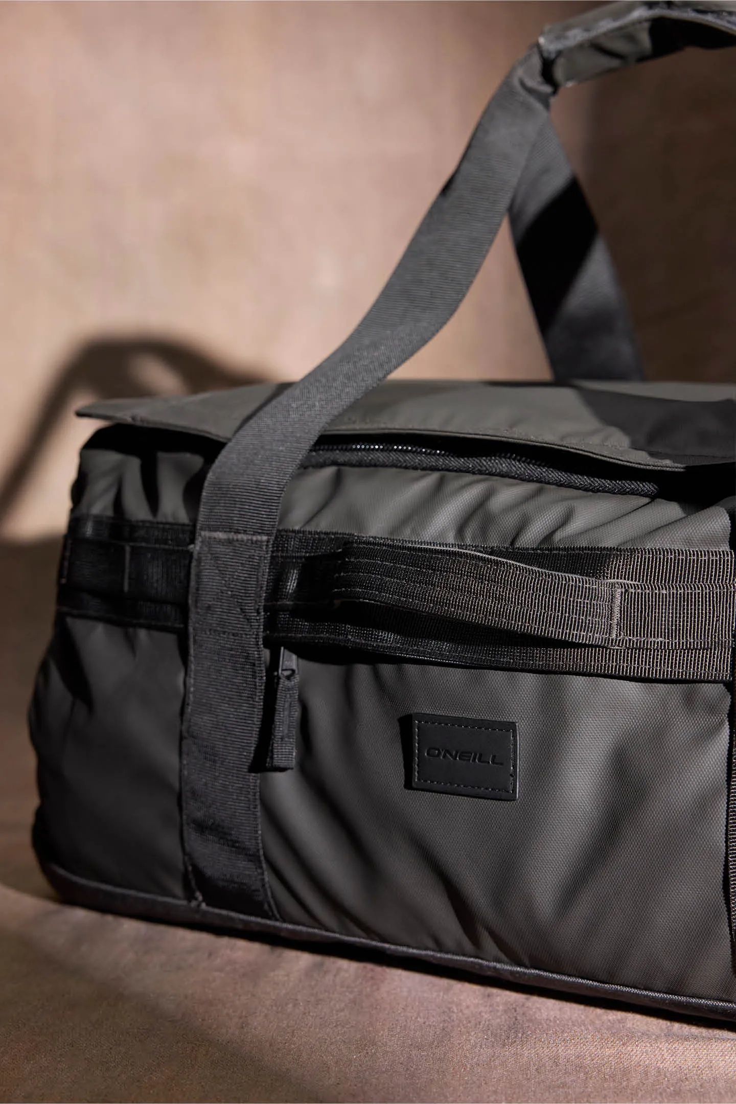 EAST CLIFF WEEKENDER 60L DUFFEL BAG sold by O'Neill product image thumbnail 3