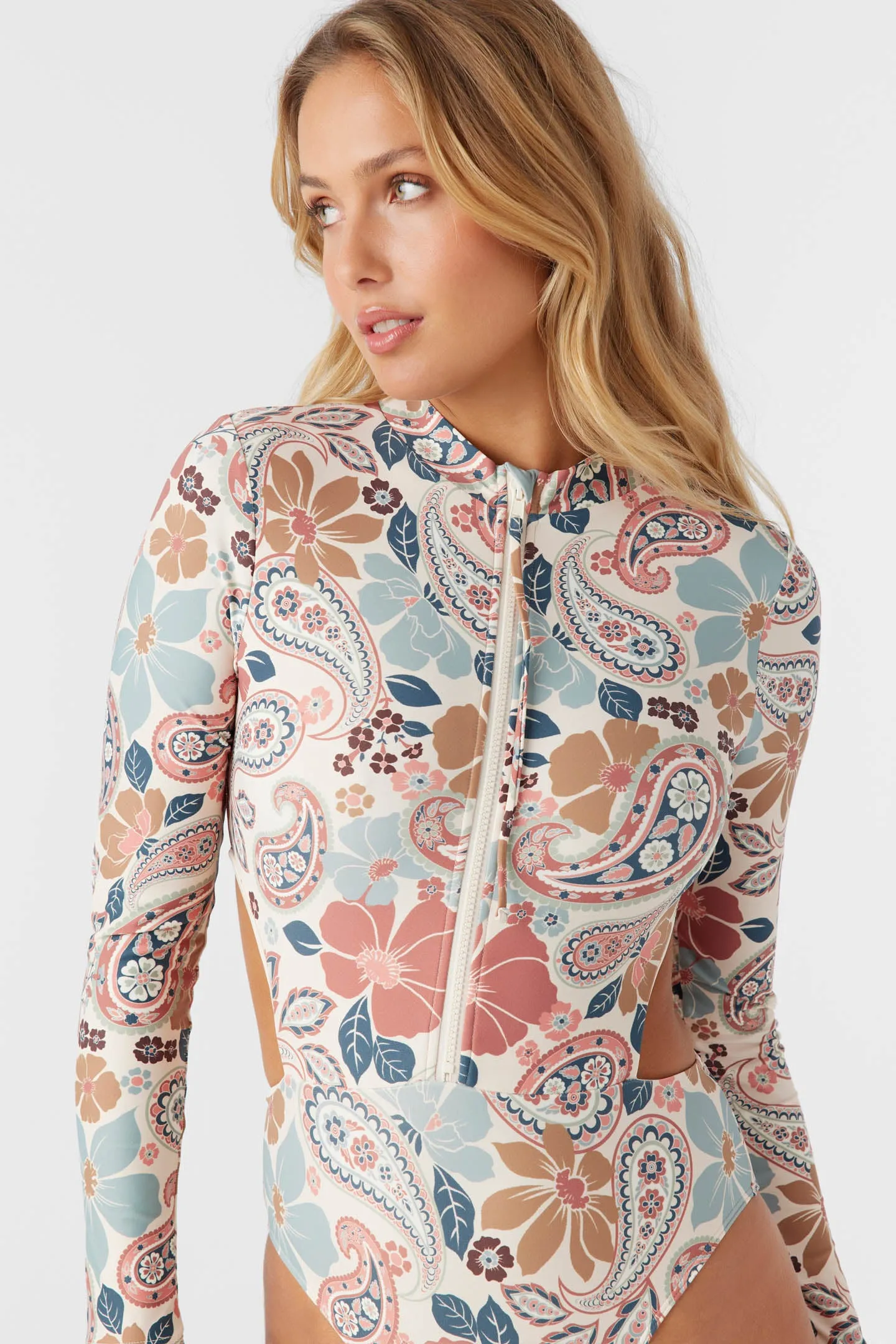 Mod Boho Dana Point Surf Suit sold by O'Neill product image thumbnail 5