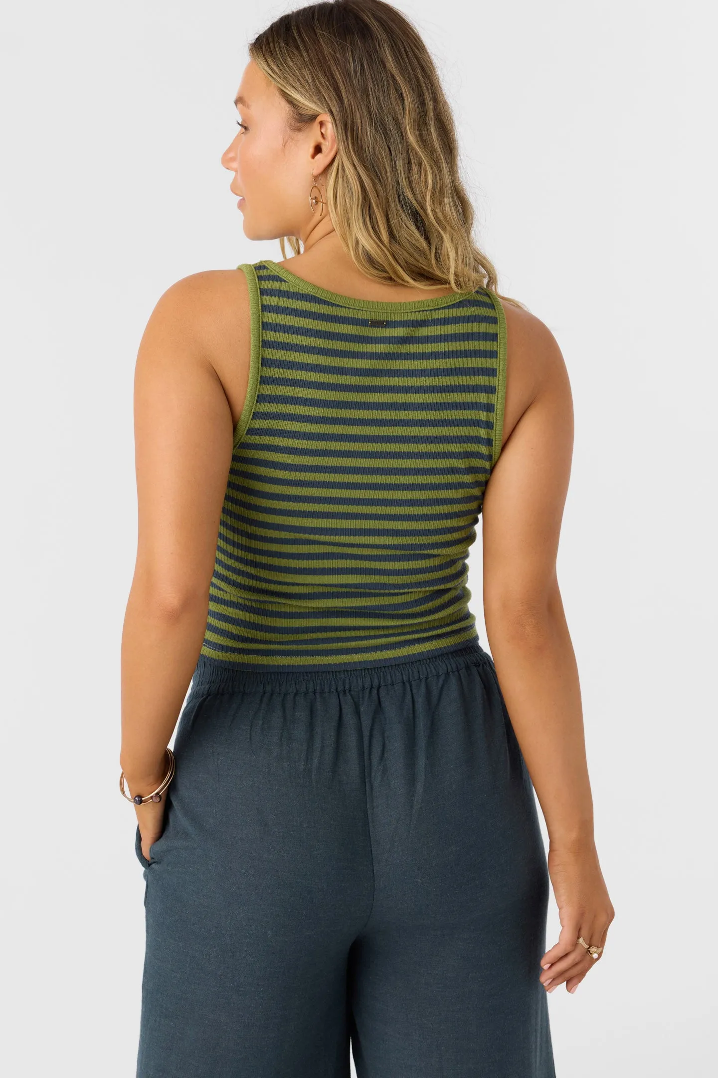 GOLDYN SLEEVELESS TOP sold by O'Neill product image thumbnail 2