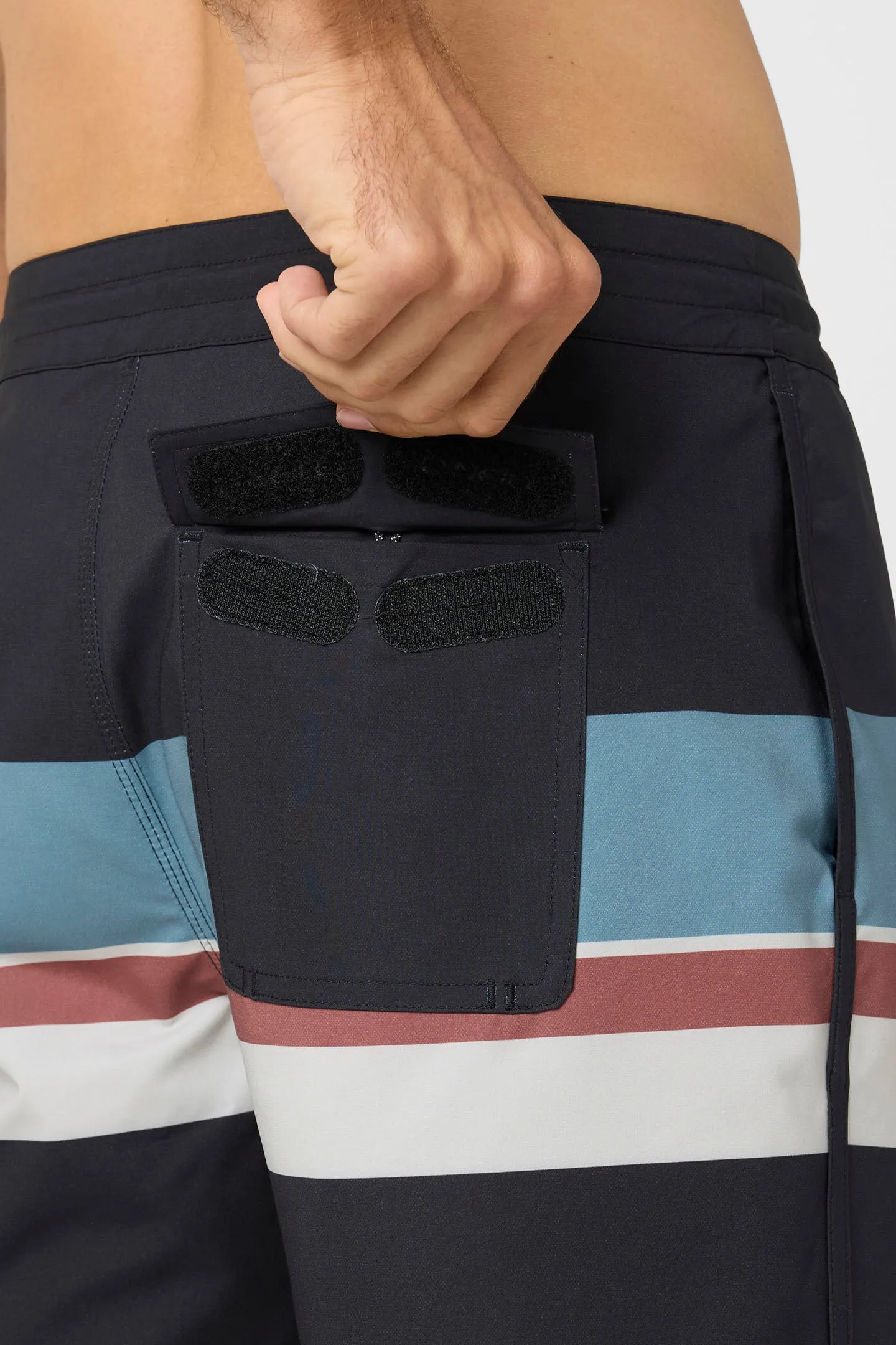 Cruzer Stripe Scallop 18" Boardshorts sold by O'Neill product image thumbnail 5