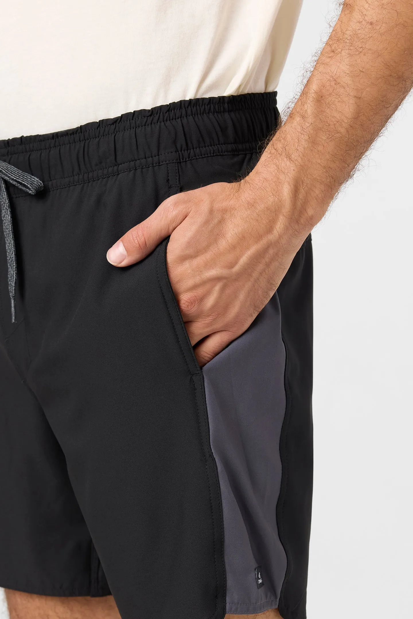 Perform Light Tech Panel Lined Elastic Waist 17" Hybrid Shorts sold by O'Neill product image thumbnail 5