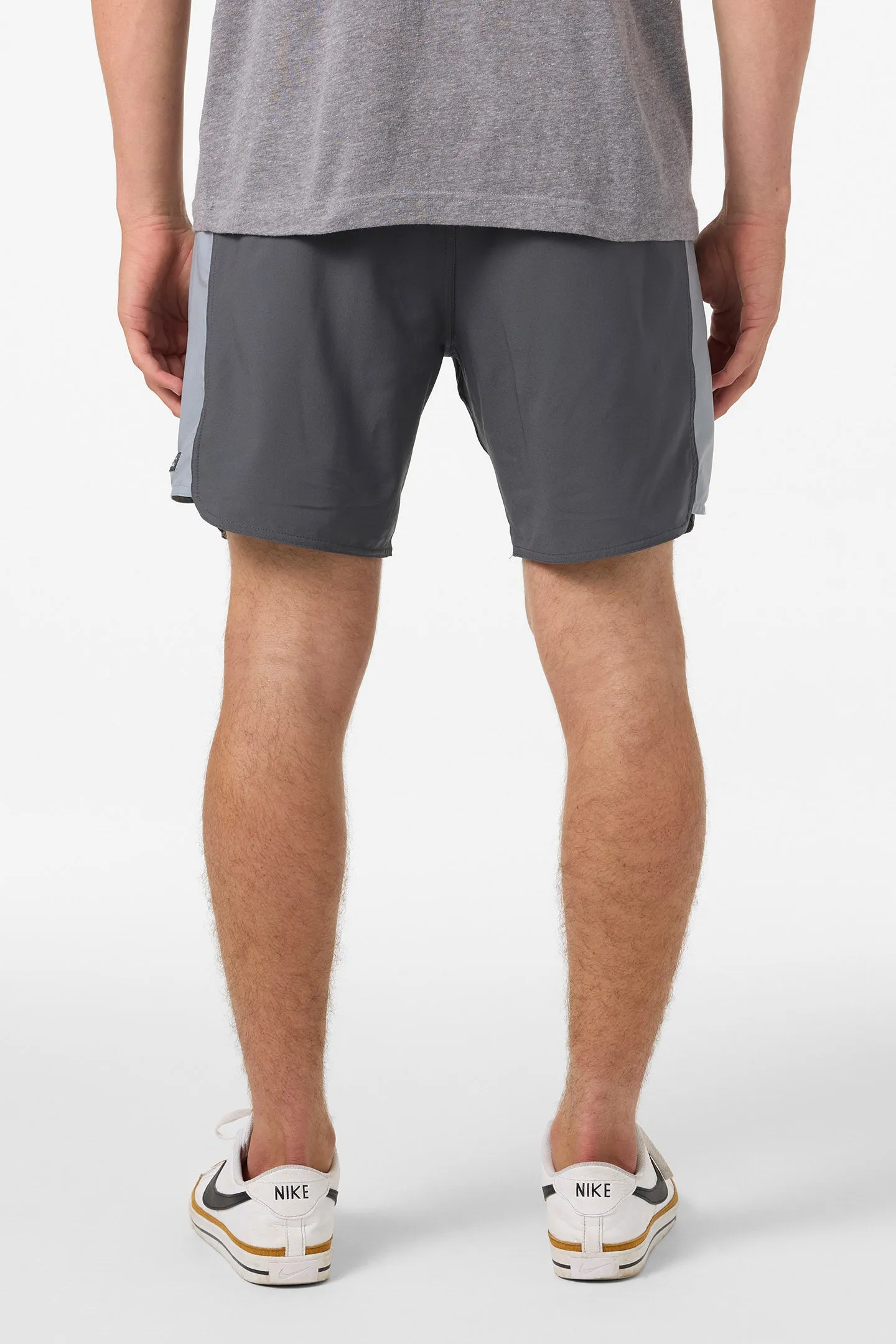 Perform Light Tech Panel Lined Elastic Waist 17" Hybrid Shorts sold by O'Neill product image thumbnail 4