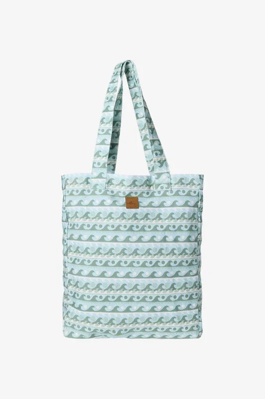 Scenic Tote sold by O'Neill