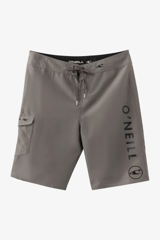 Santa Cruz Solid 21" Boardshorts sold by O'Neill