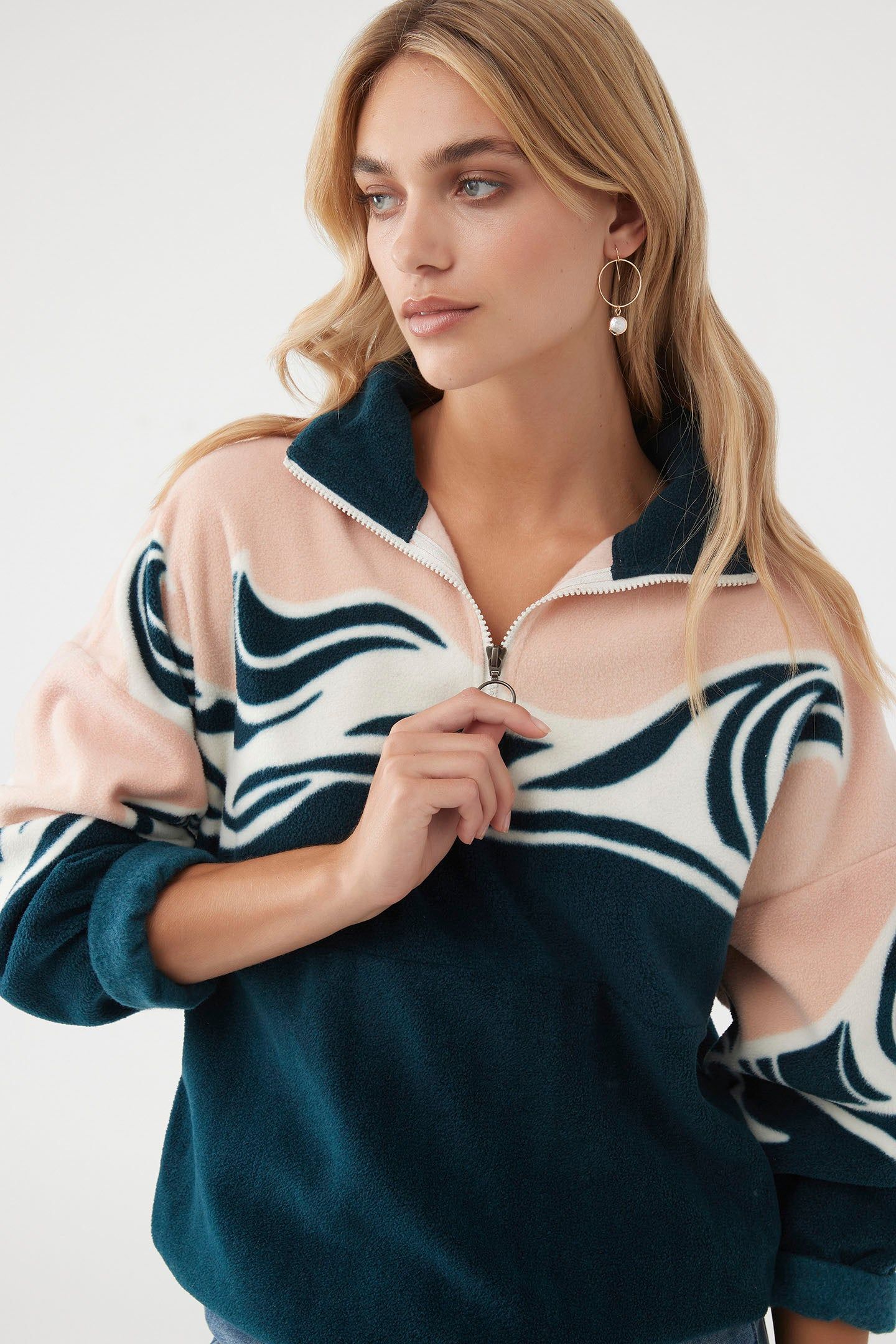 SIERRA SUPERFLEECE WAVE PULLOVER sold by O'Neill product image thumbnail 5