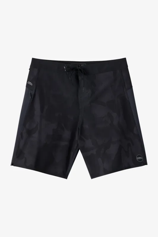 Hyperfreak TRVLR Tech Enduro 19" Boardshorts made by O'Neill