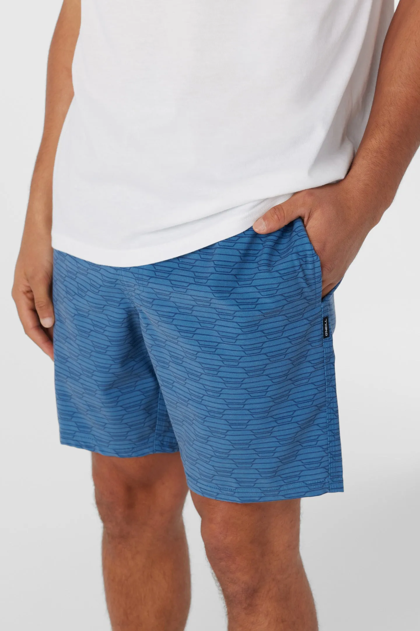 STOCKTON PRINT ELASTIC WAIST 18" HYBRID SHORTS sold by O'Neill product image thumbnail 4