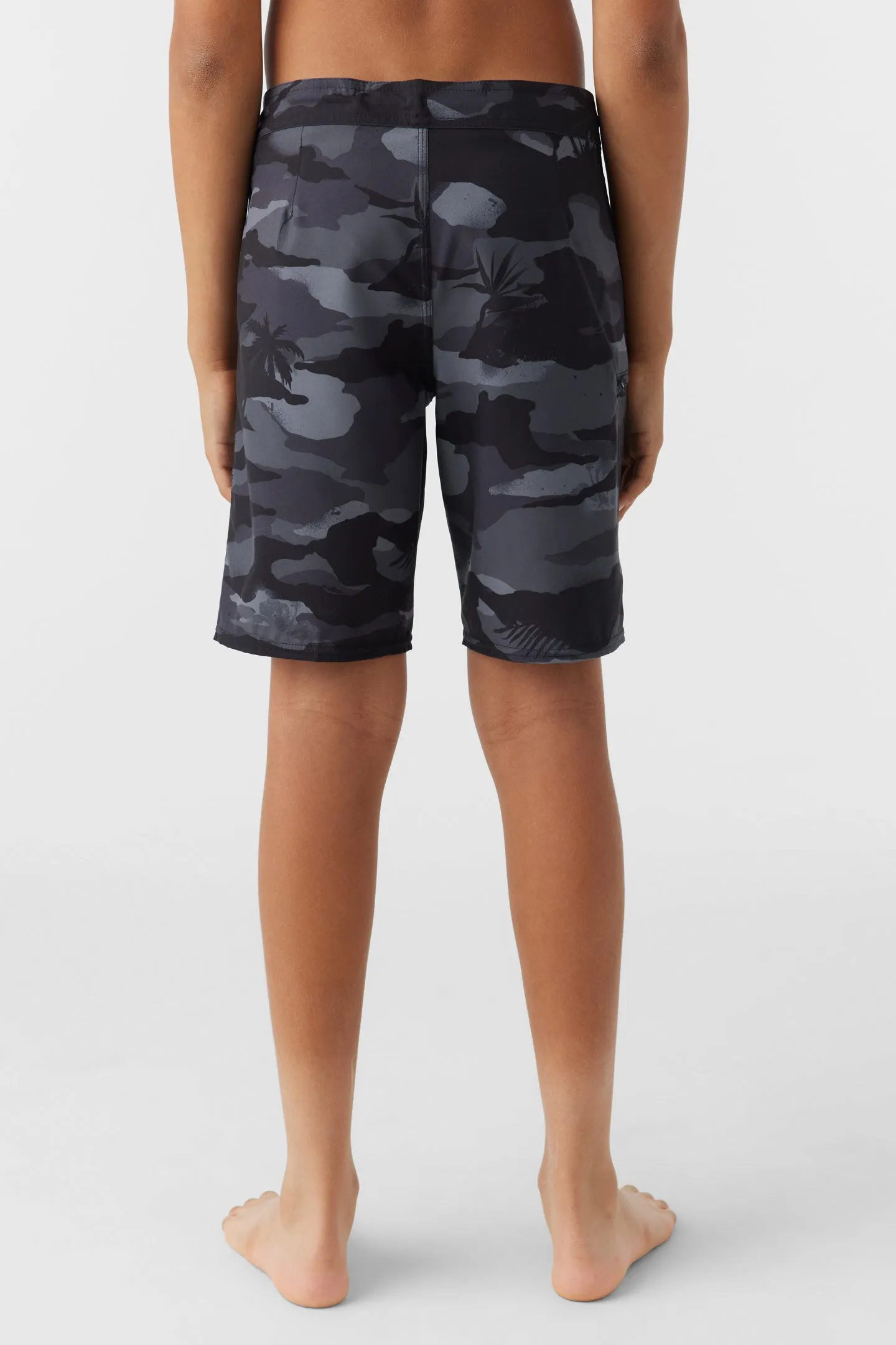 BOY'S HYPERFREAK HEAT CAMO 17" BOARDSHORTS sold by O'Neill product image thumbnail 4