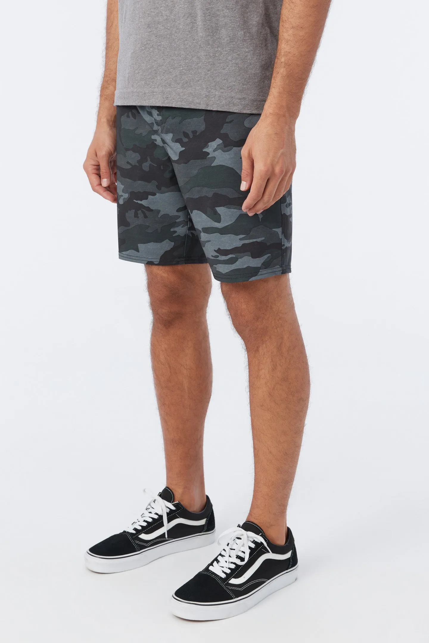 RESERVE ELASTIC WAIST 18" HYBRID SHORTS sold by O'Neill product image thumbnail 3