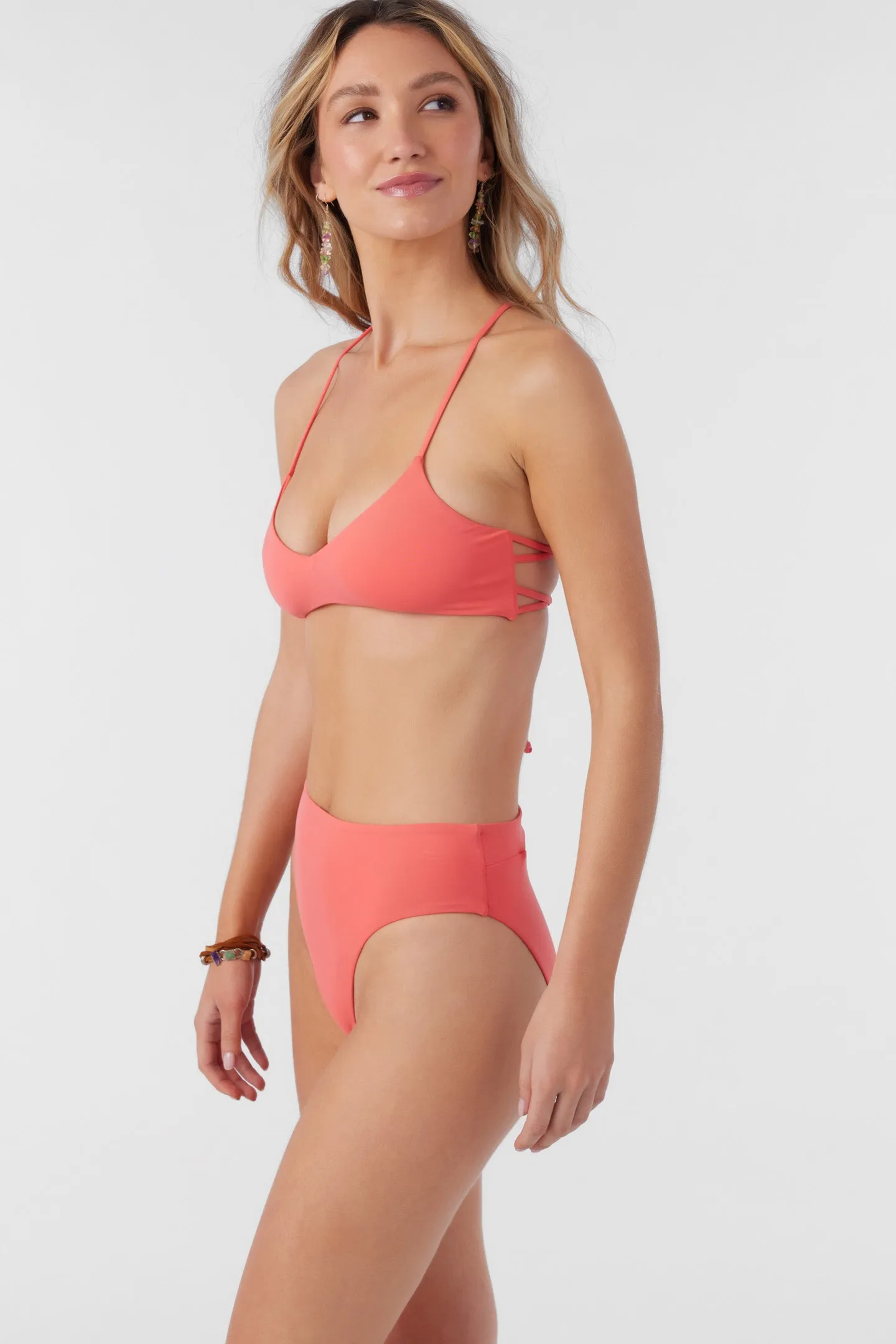 SALTWATER SOLIDS HUNTINGTON BRALETTE TOP sold by O'Neill product image thumbnail 5