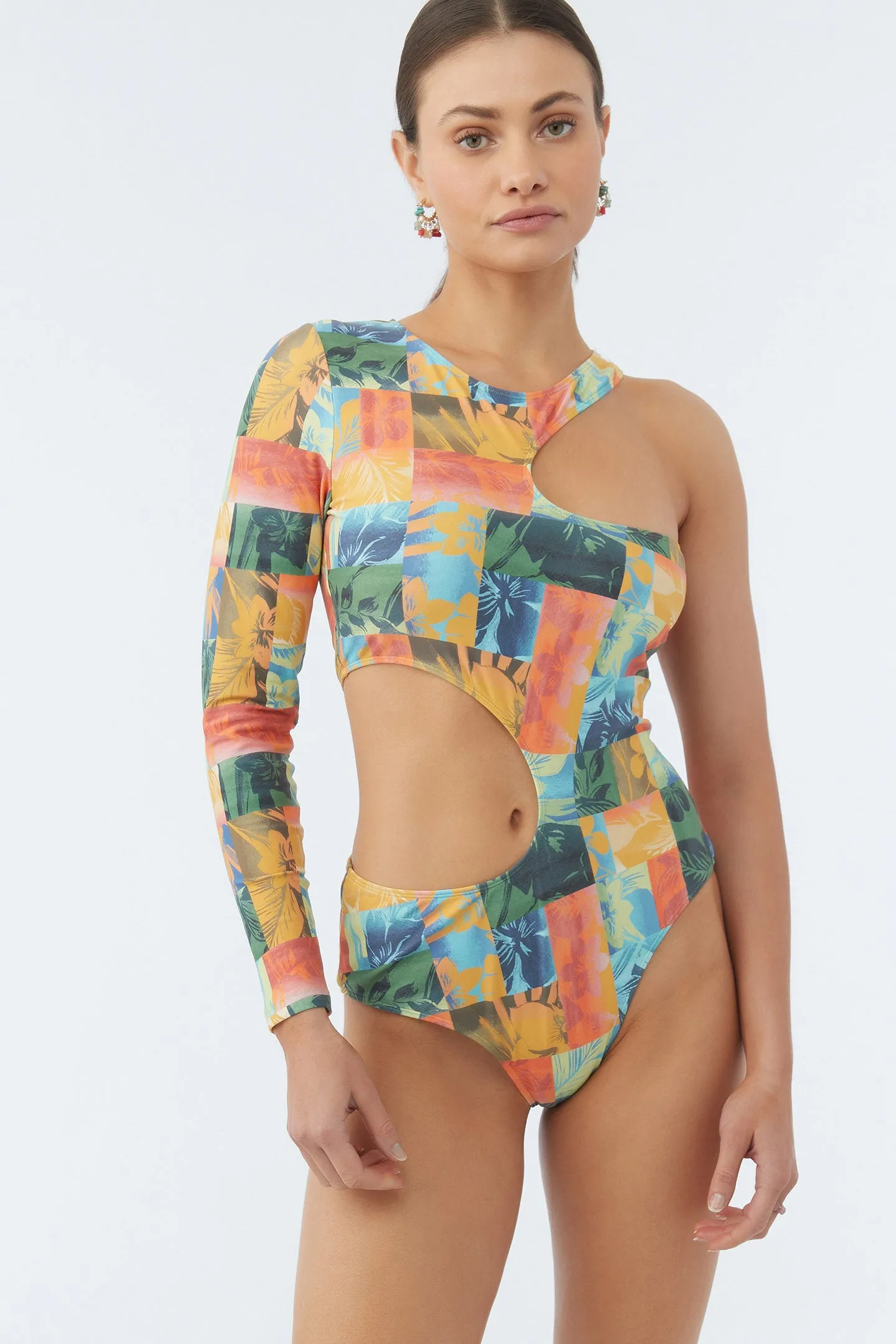 SUSIE FLORAL TOFINO SURF SUIT sold by O'Neill product image thumbnail 4