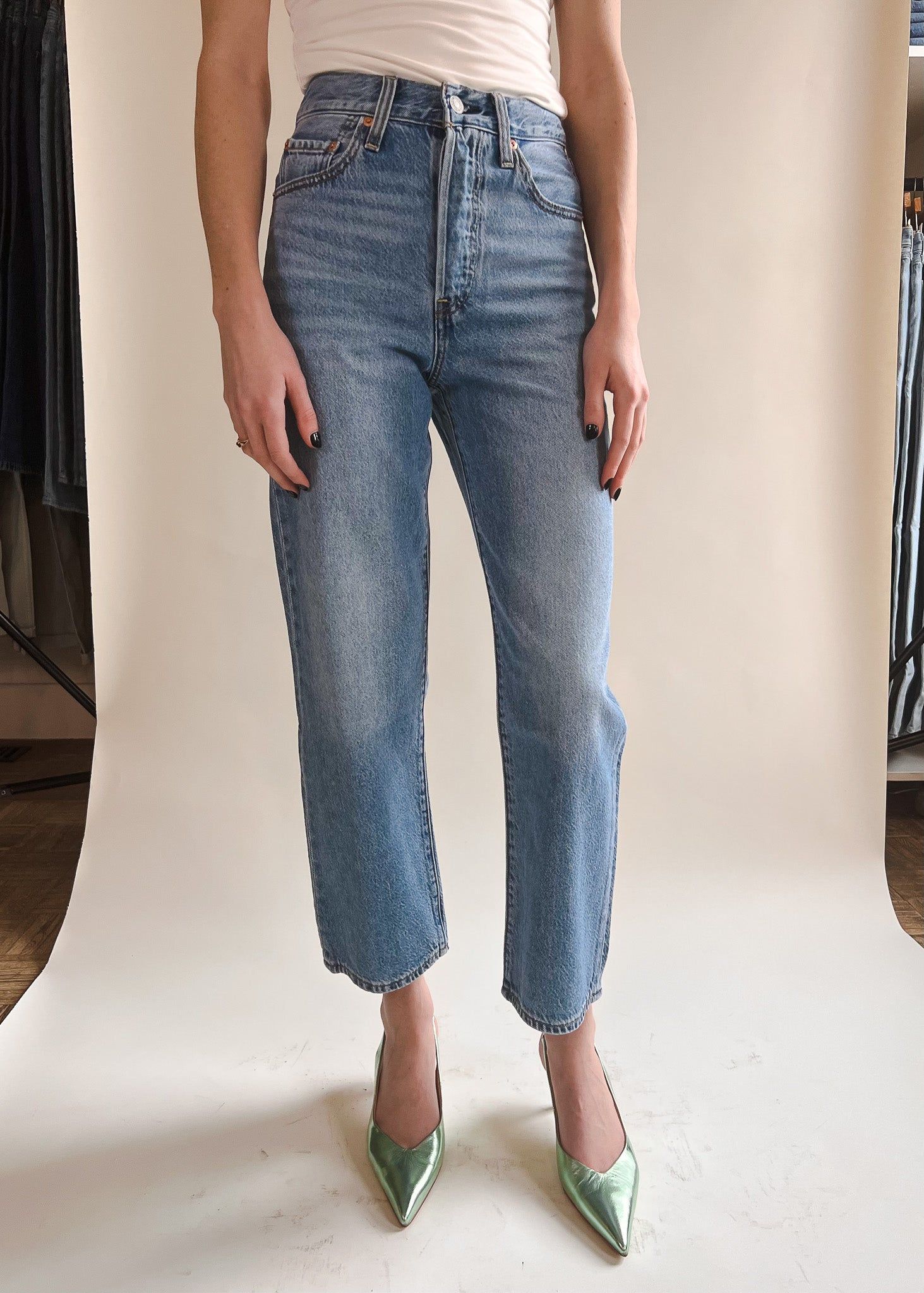 LEVIS RIBCAGE STRAIGHT ANKLE - IN THE MIDDLE sold by OAK product image thumbnail 4