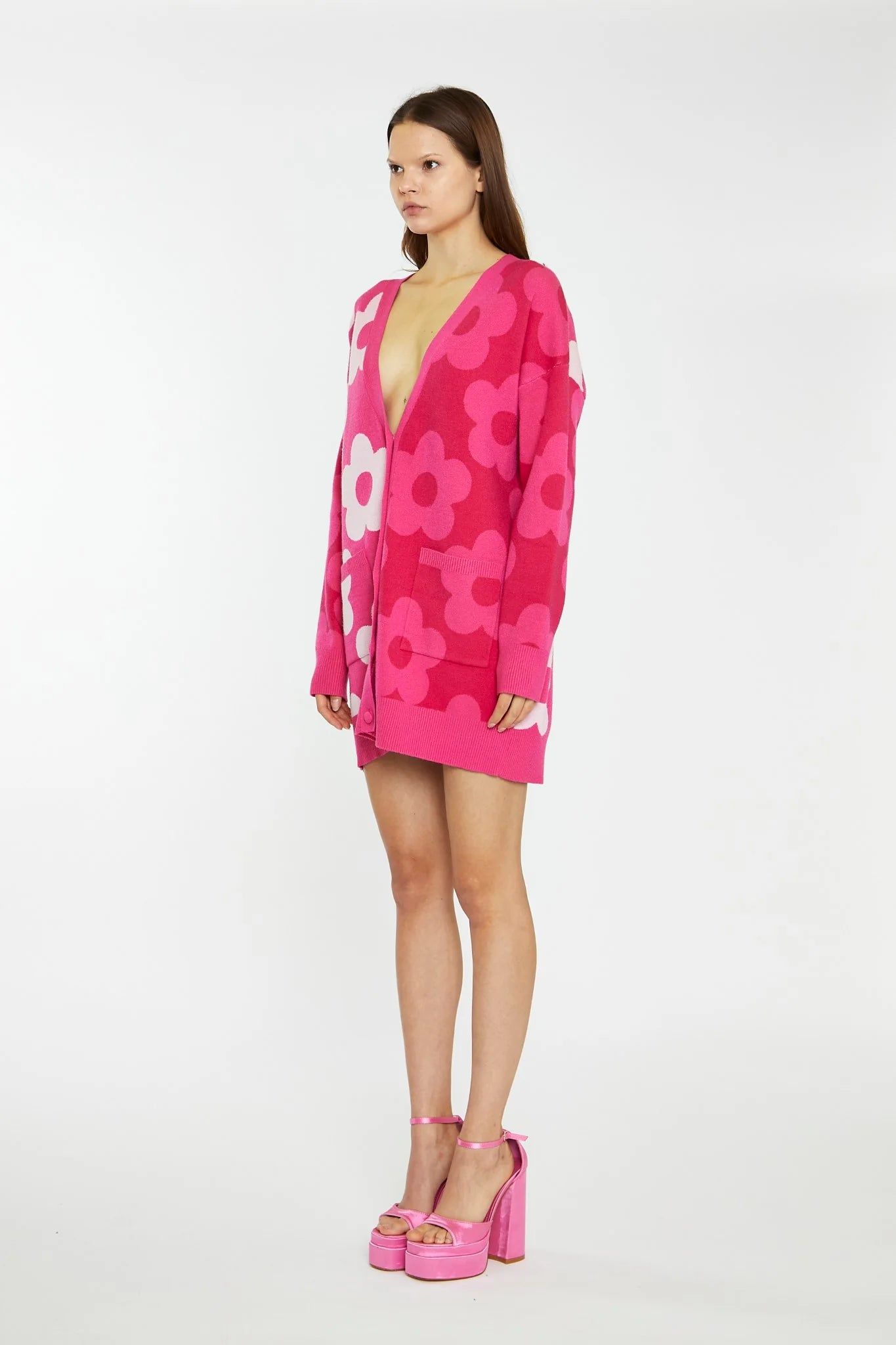 GLAMOROUS LARGE FLOWER LONG LINE CARDIGAN - PINK sold by OAK product image thumbnail 3