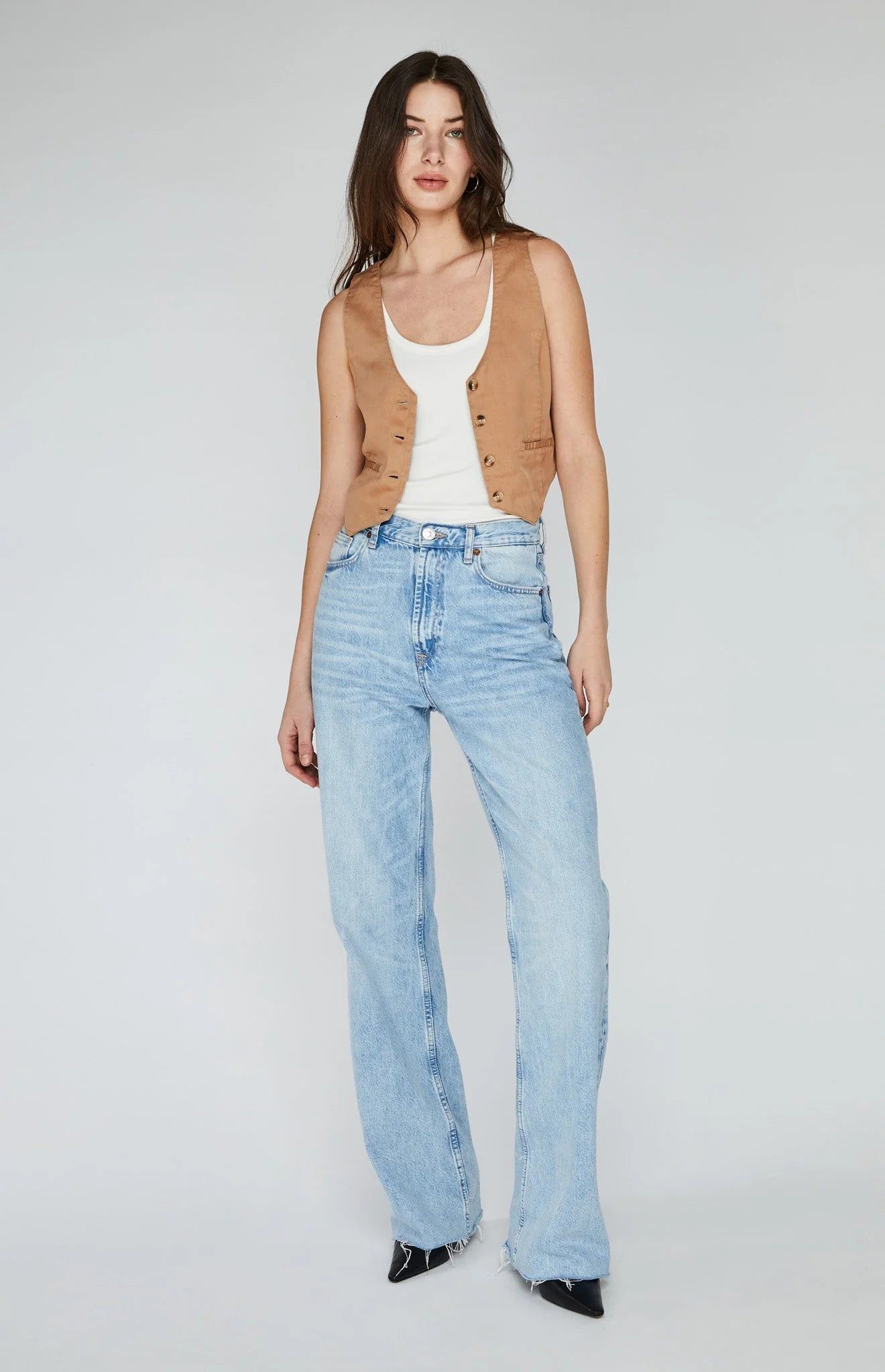 GENTLE FAWN CARMEN VEST -SAND sold by OAK product image thumbnail 3